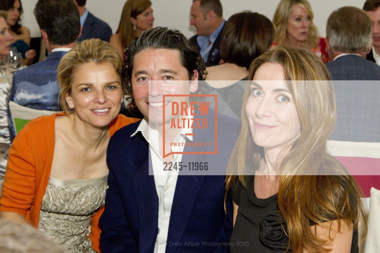 Leight Matthes, Bryan Meehan, Jennifer Cook, The San Francisco Museum of Modern Art Celebrates 75 years with the 2010 Modern Ball, US, May 15th, 2010, Photo #2245-11966 Leight Matthes, Bryan Meehan, Jennifer Cook, Photo #2245-11966