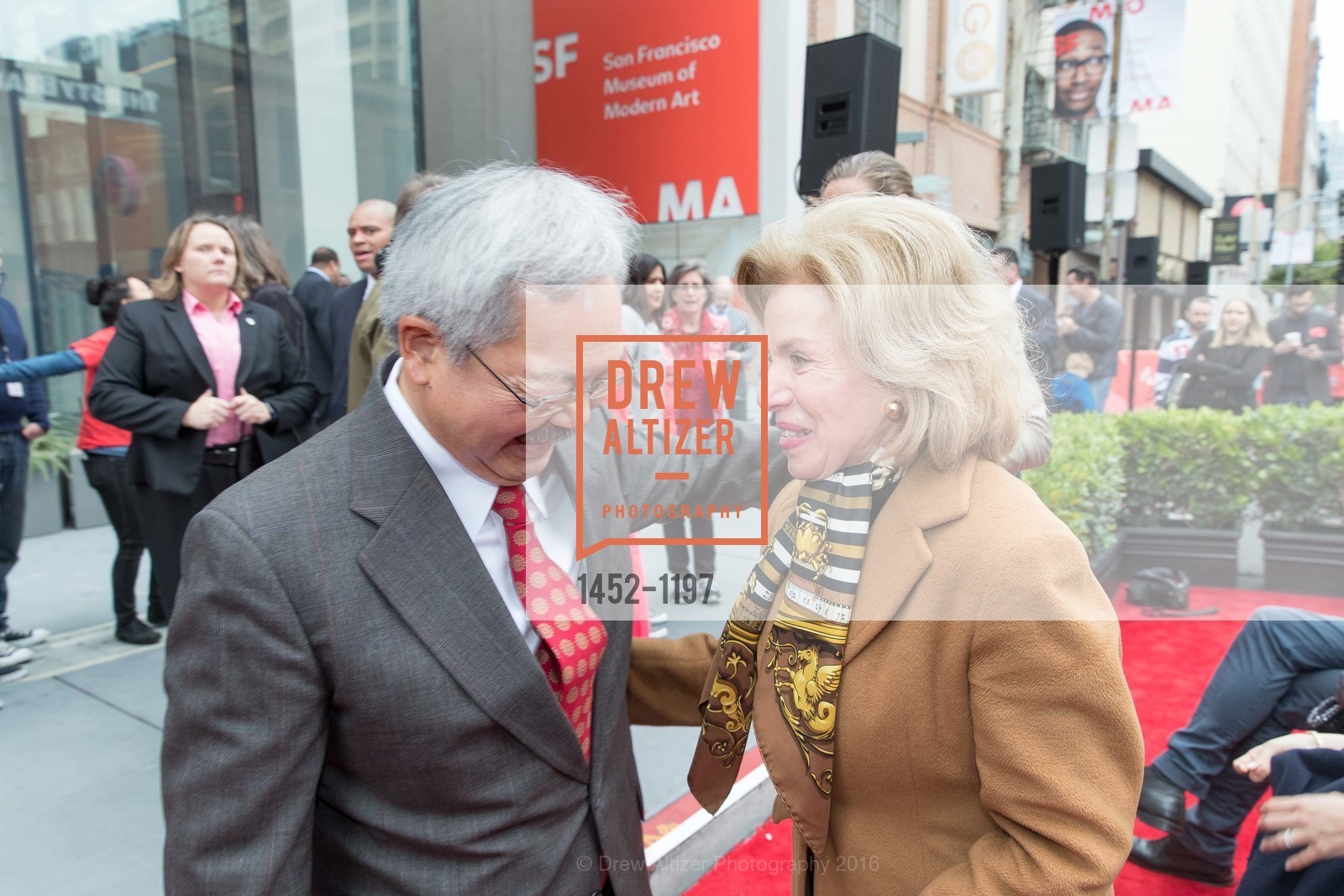 Ed Lee, SFMOMA Ribbon Cutting Opening Day, SFMOMA. 151 3rd St, December 12th, 2017, Photo #1452-1197 Ed Lee, Photo #1452-1197