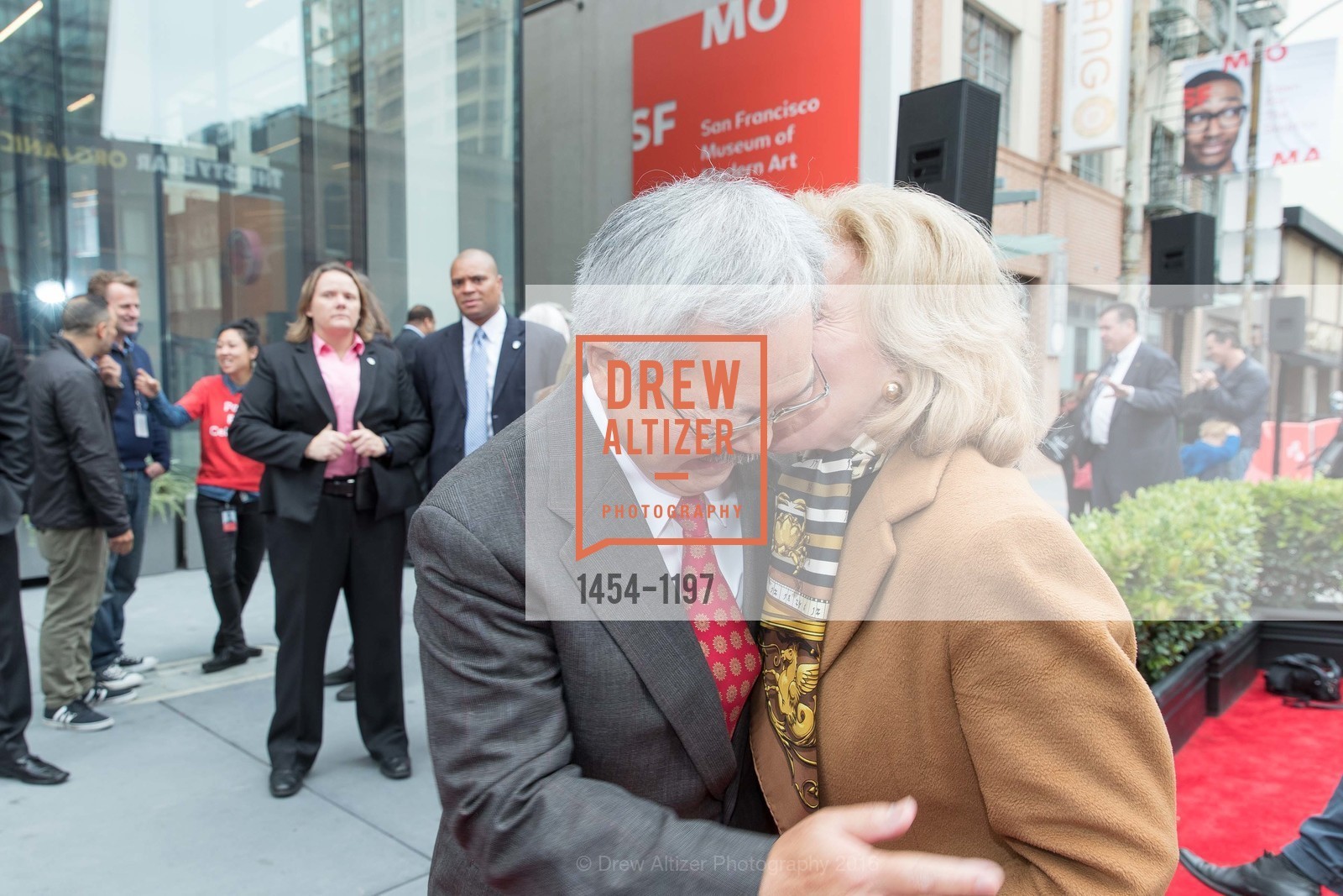 Ed Lee, SFMOMA Ribbon Cutting Opening Day, SFMOMA. 151 3rd St, December 12th, 2017, Photo #1454-1197 Ed Lee, Photo #1454-1197