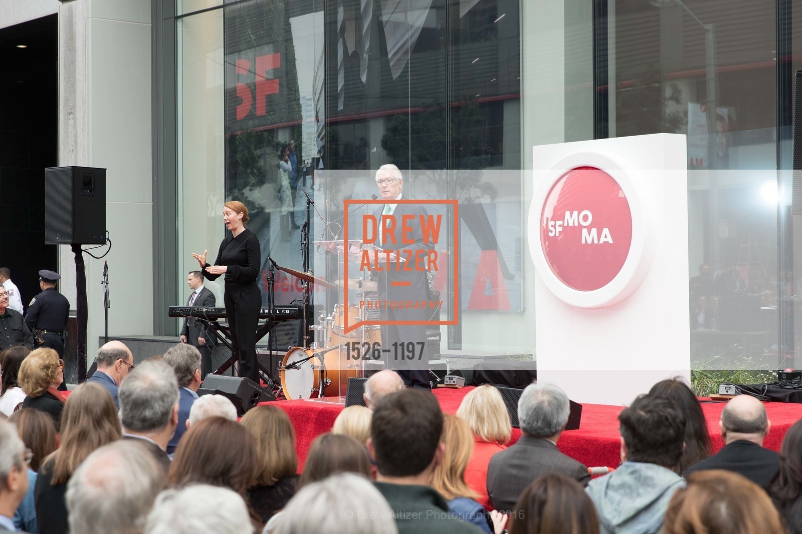 Charles Schwab, SFMOMA Ribbon Cutting Opening Day, SFMOMA. 151 3rd St, May 13th, 2016, Photo #1526-1197 Charles Schwab, Photo #1526-1197