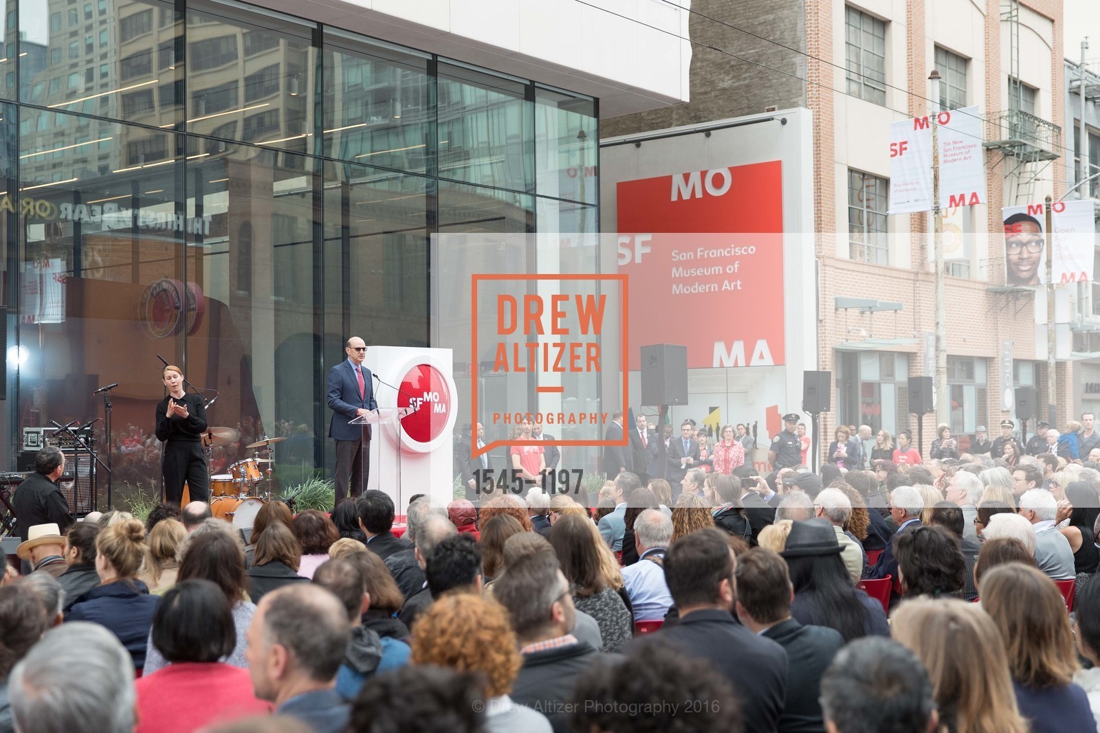 Atmosphere, SFMOMA Ribbon Cutting Opening Day, SFMOMA. 151 3rd St, May 13th, 2016, Photo #1545-1197 Atmosphere, Photo #1545-1197
