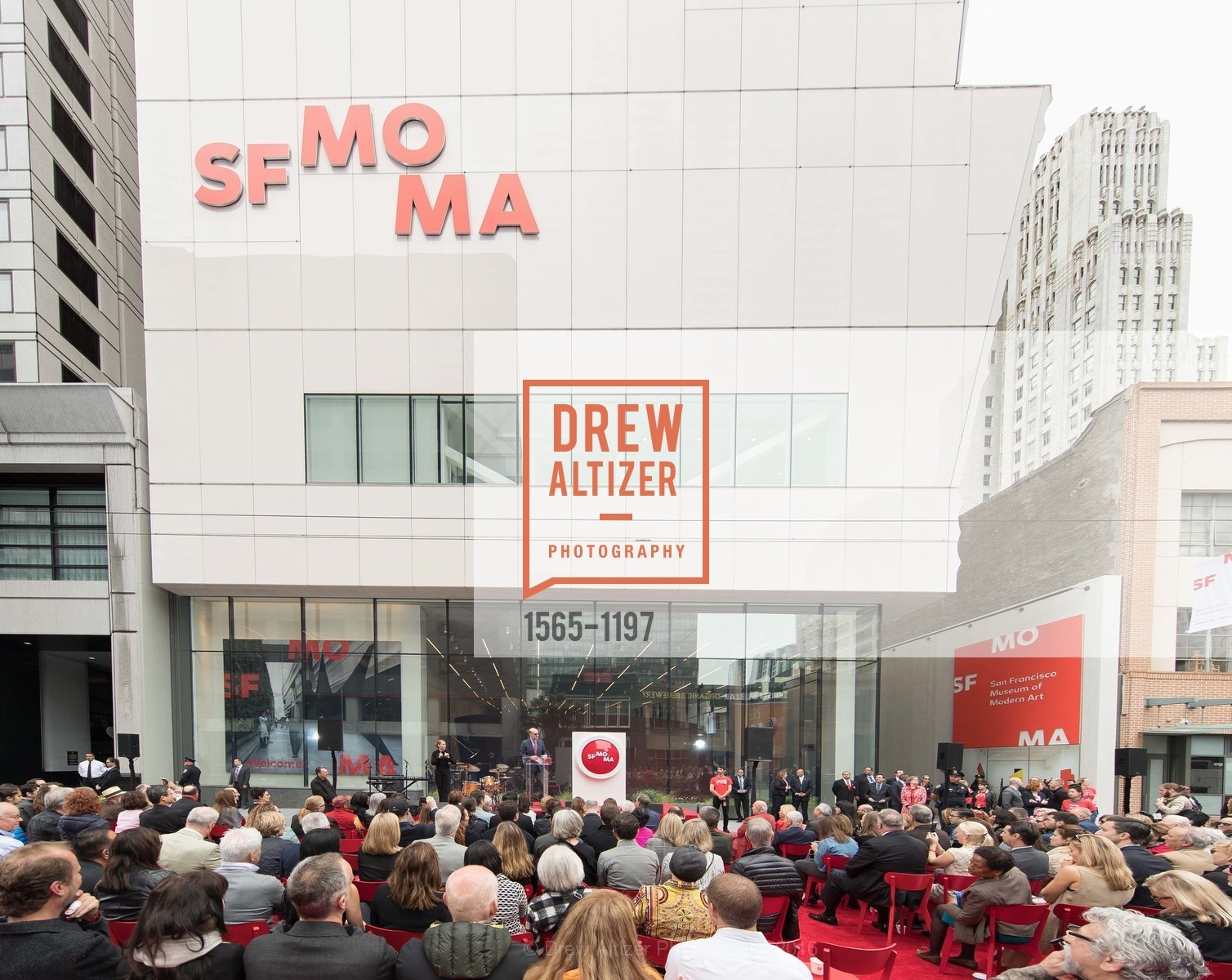 Atmosphere, SFMOMA Ribbon Cutting Opening Day, SFMOMA. 151 3rd St, May 13th, 2016, Photo #1565-1197 Atmosphere, Photo #1565-1197