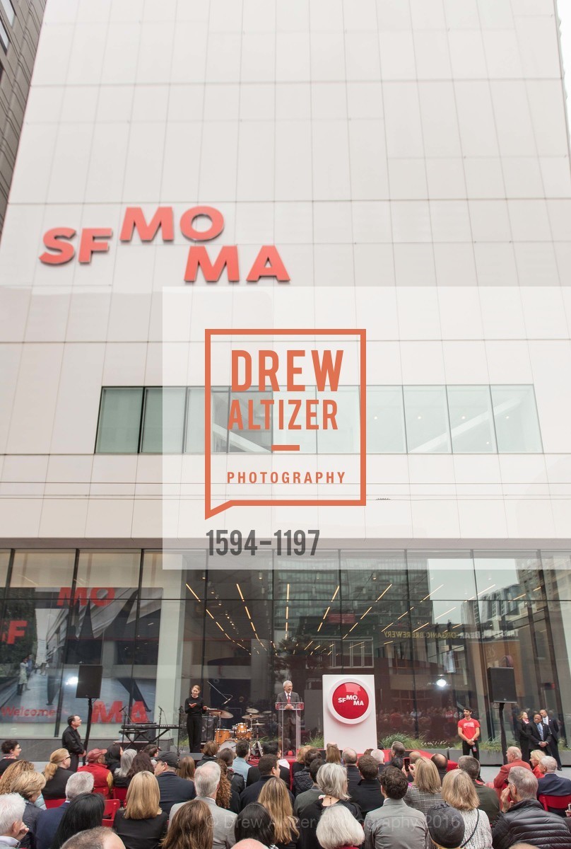 Atmosphere, SFMOMA Ribbon Cutting Opening Day, SFMOMA. 151 3rd St, May 13th, 2016, Photo #1594-1197 Atmosphere, Photo #1594-1197