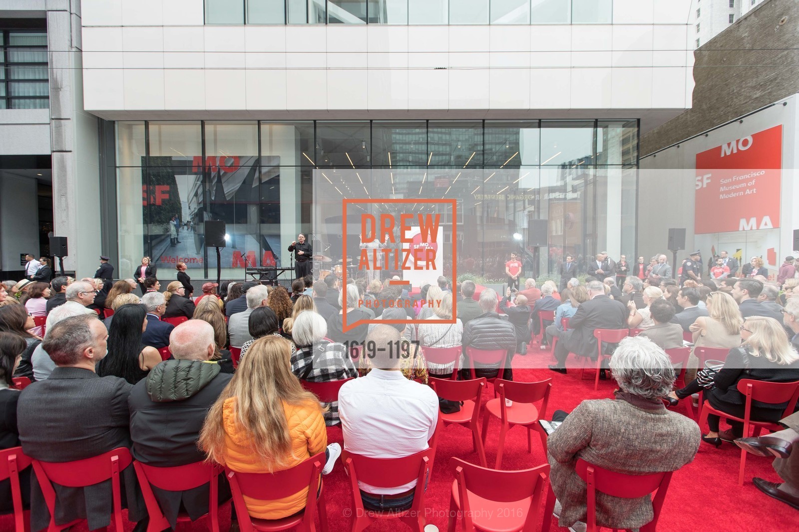 Atmosphere, SFMOMA Ribbon Cutting Opening Day, SFMOMA. 151 3rd St, May 13th, 2016, Photo #1619-1197 Atmosphere, Photo #1619-1197