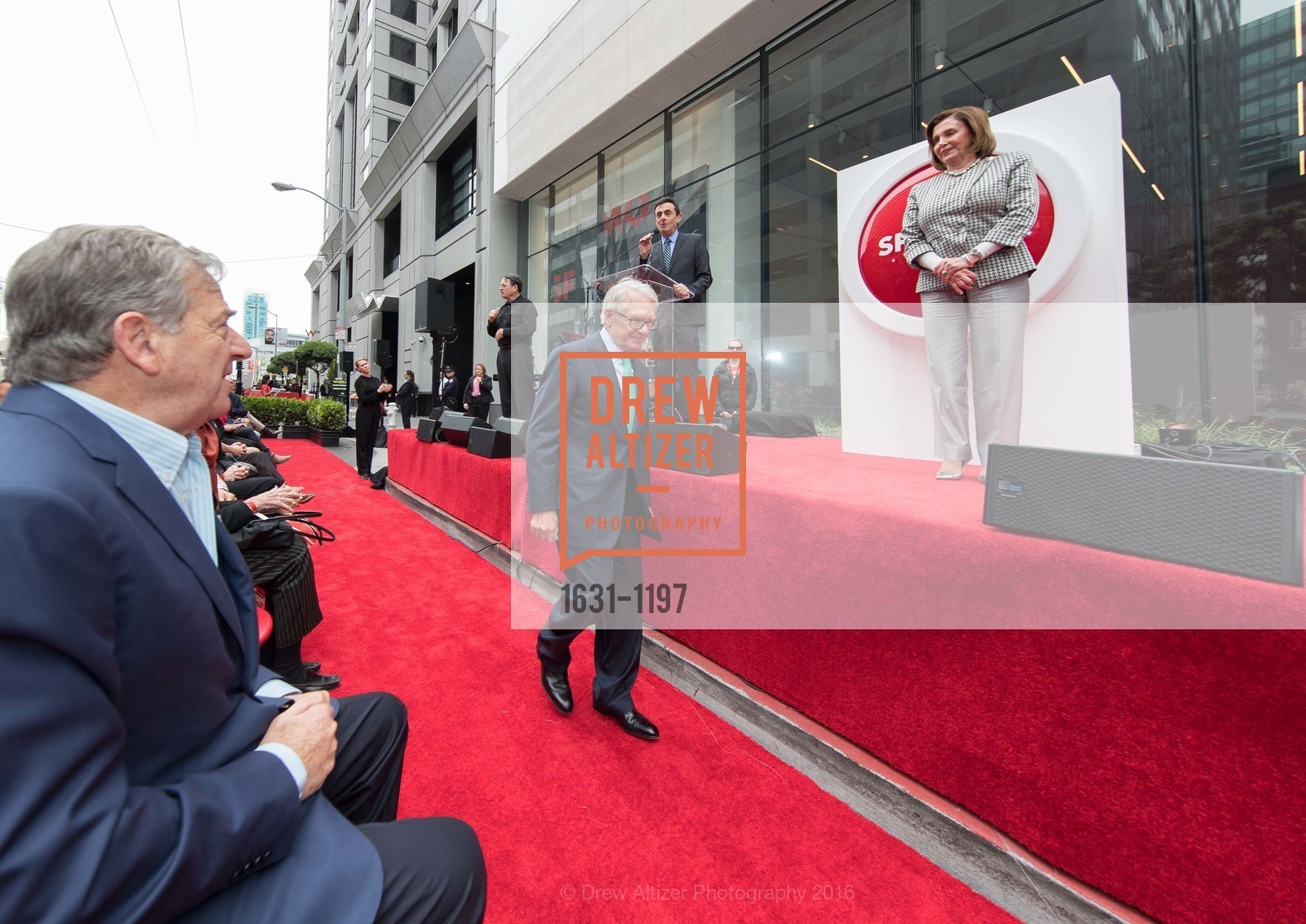 Charles Schwab, SFMOMA Ribbon Cutting Opening Day, SFMOMA. 151 3rd St, May 13th, 2016, Photo #1631-1197 Charles Schwab, Photo #1631-1197