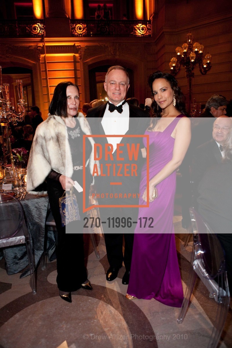 Ingrid Hills, Don DuBain, Lora DuBain, SF Ballet Opening Night Gala: Silver Celebration, US, January 21st, 2010, Photo #270-11996-172 Ingrid Hills, Don DuBain, Lora DuBain, Photo #270-11996-172