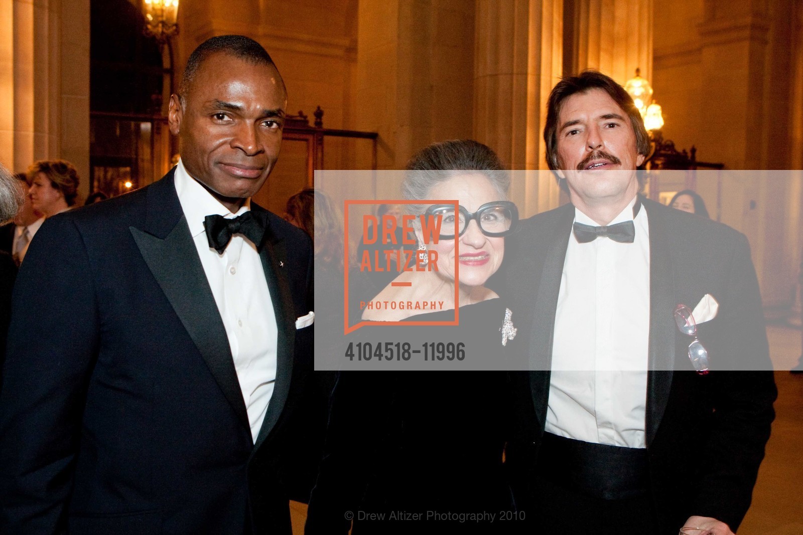 Keith Scott, Joy Venturini Bianchi, John Rosin, SF Ballet Opening Night Gala: Silver Celebration, US, January 21st, 2010, Photo #4104518-11996 Keith Scott, Joy Venturini Bianchi, John Rosin, Photo #4104518-11996