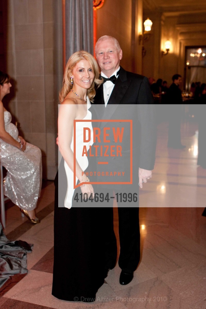 Katrina Garnett, Terry Garnett, SF Ballet Opening Night Gala: Silver Celebration, US, January 21st, 2010, Photo #4104694-11996 Katrina Garnett, Terry Garnett, Photo #4104694-11996