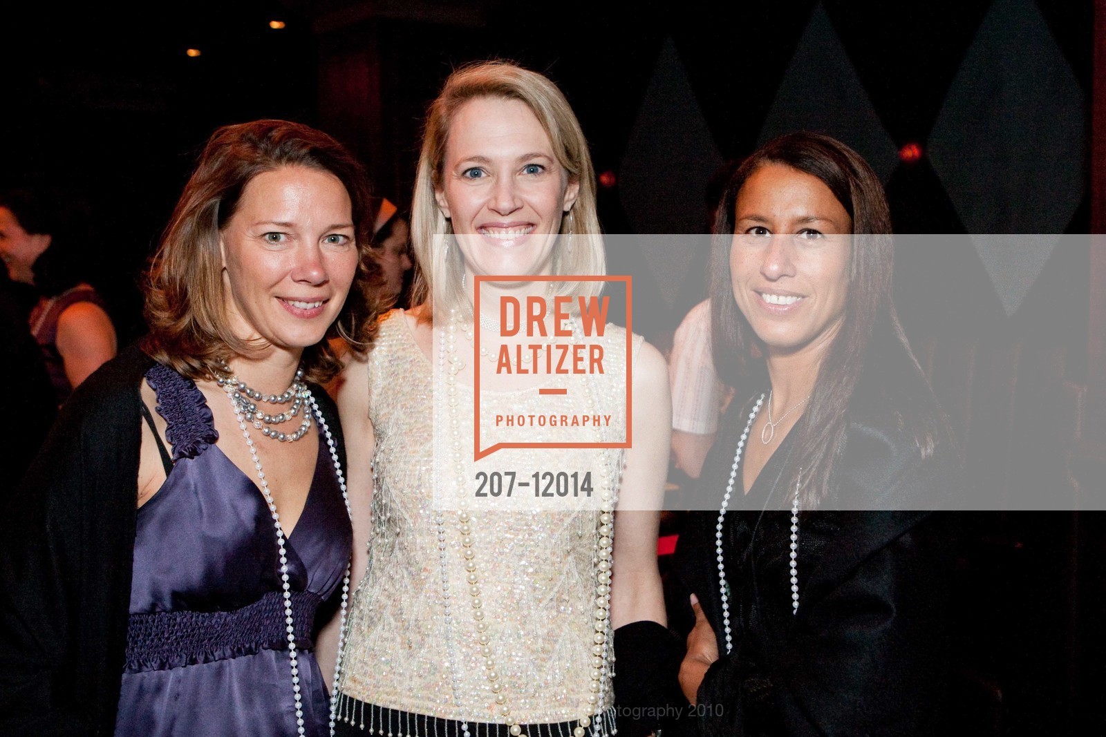 Jessica Kosmowski, Jeanne Canapary, Anastasia Zaandam, Raphael House Gala Launch, US, February 26th, 2010, Photo #207-12014 Jessica Kosmowski, Jeanne Canapary, Anastasia Zaandam, Photo #207-12014