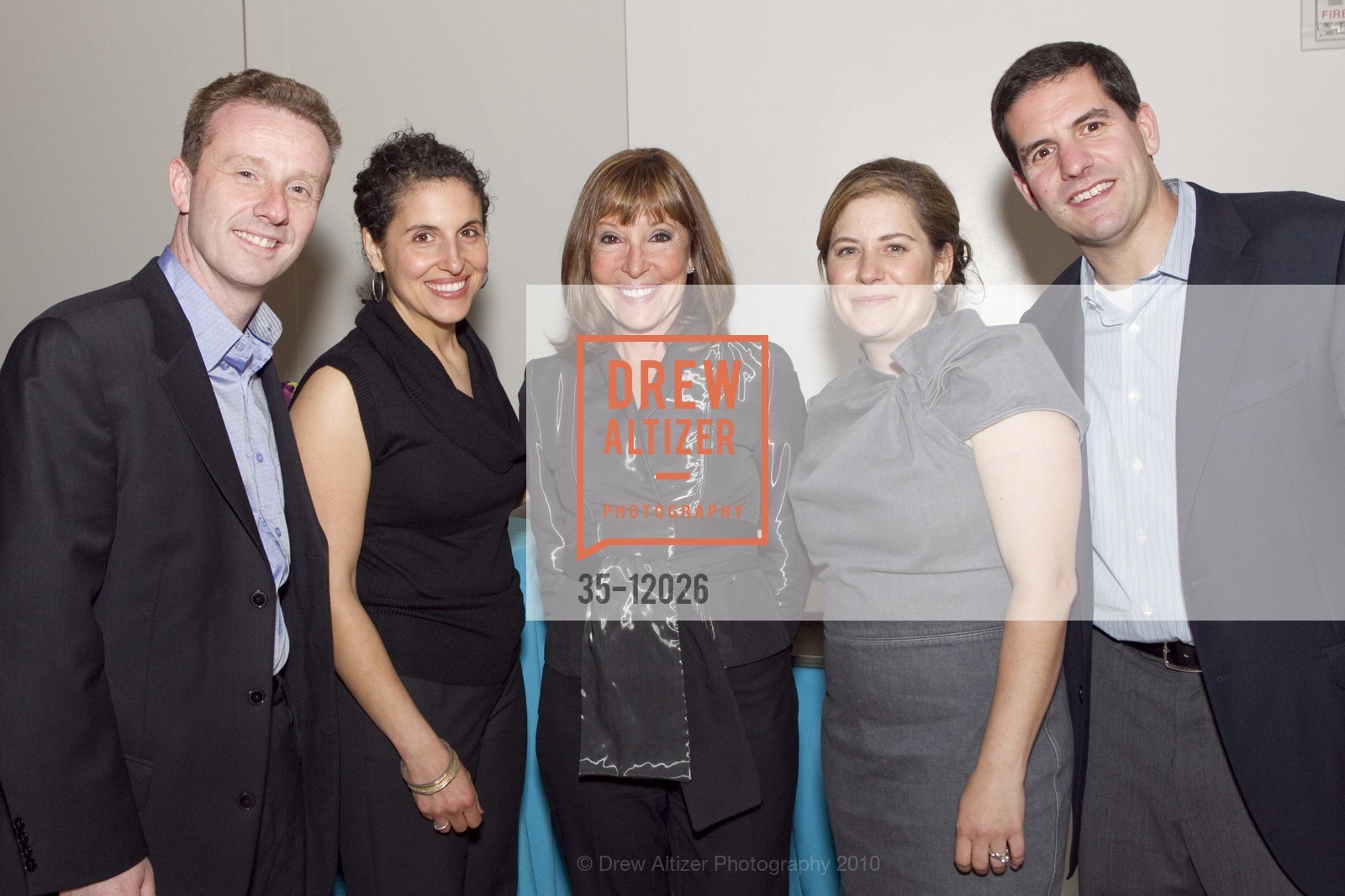 Barry Finestone, Ellen Finestone, Nancy Grand, Holly Hagens, Todd Sisitsky, Showcase: a Celebration fundraiser for JCCSF featuring MANDY PATINKIN, US, April 18th, 2010, Photo #35-12026 Barry Finestone, Ellen Finestone, Nancy Grand, Holly Hagens, Todd Sisitsky, Photo #35-12026
