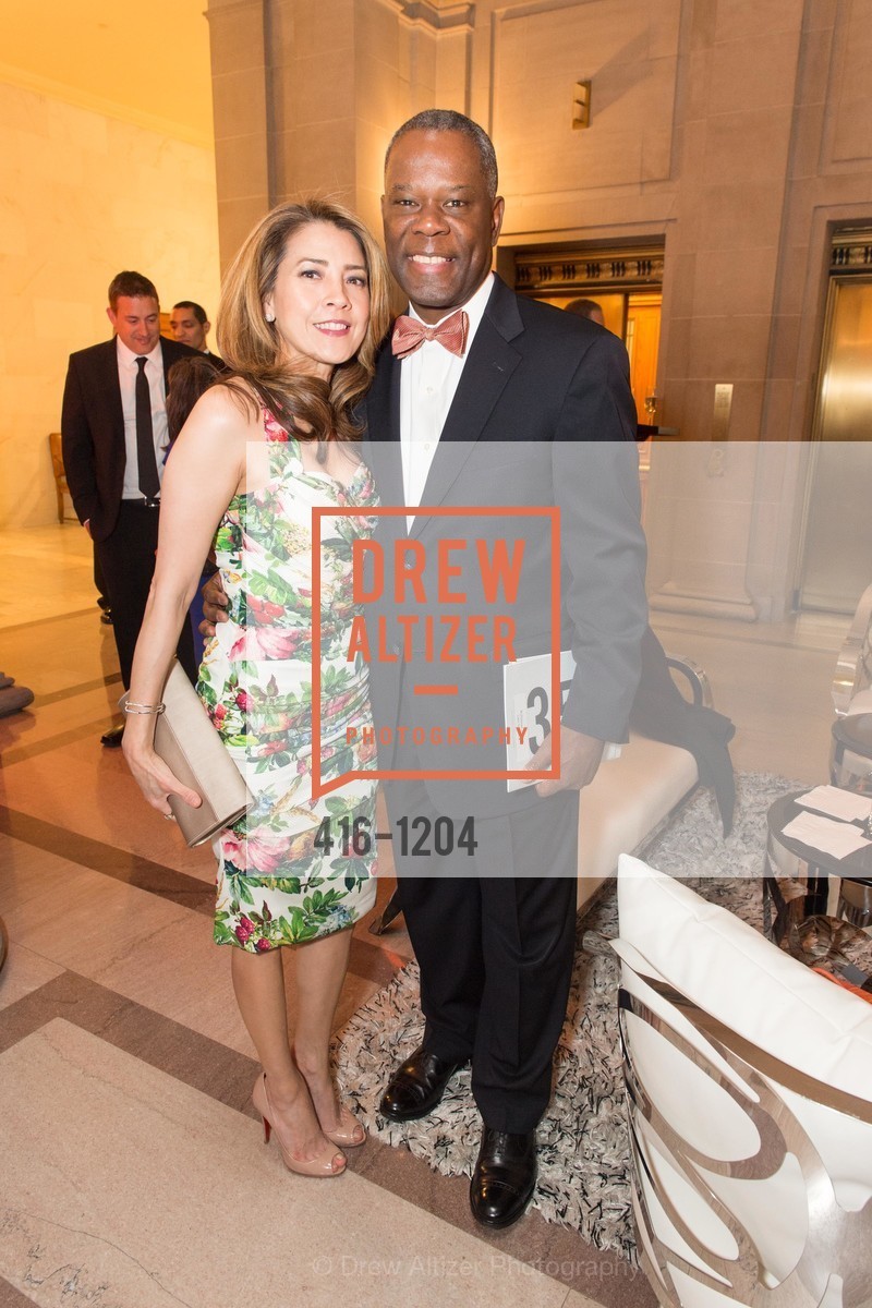 Gizelle Robinson, Darryl Robinson, Humankindness Gala, City Hall, Photo #416-1204 Gizelle Robinson, Darryl Robinson, Photo #416-1204