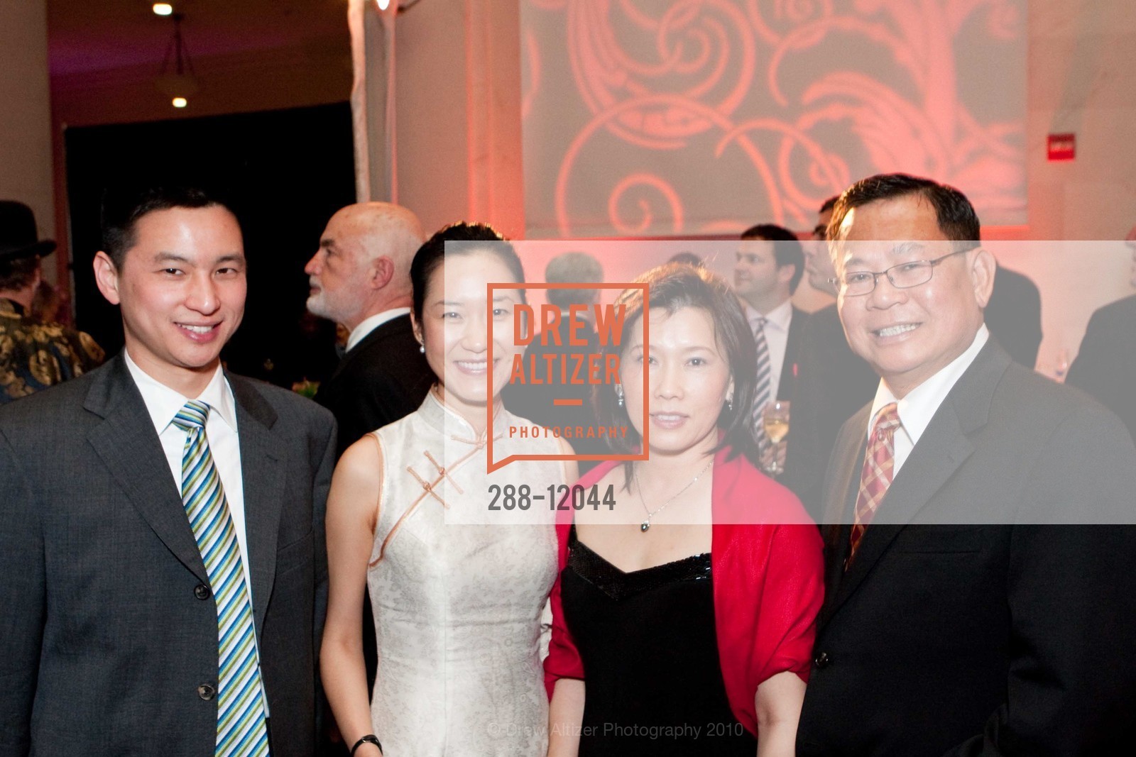 David Huang, Alice Woo, Cindy Lee, Andrew Lee, San Francisco Symphony's Chinese New Year Concert & Celebration, US, February 27th, 2010, Photo #288-12044 David Huang, Alice Woo, Cindy Lee, Andrew Lee, Photo #288-12044