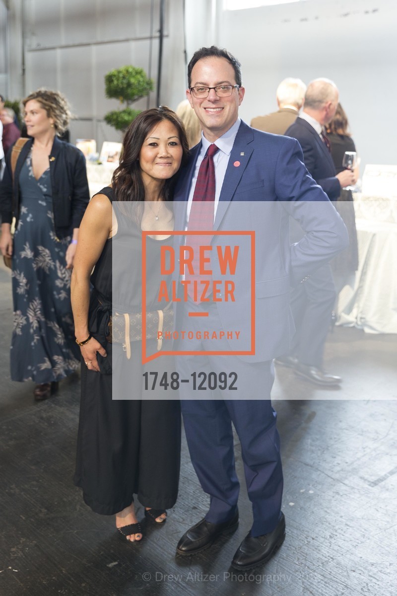 Eileen Hwang, Ken Zuckerman, Meals on Wheels San Francisco 31st Annual Star Chefs and Vintners Gala 2018, Fort Mason Festival Pavillion. 2 Marina Boulevard, May 20th, 2018, Photo #1748-12092 Eileen Hwang, Ken Zuckerman, Photo #1748-12092
