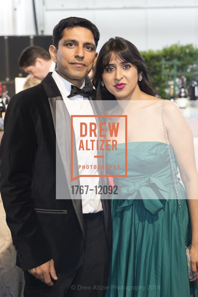 Vikas Gupta, Reena Sharma, Meals on Wheels San Francisco 31st Annual Star Chefs and Vintners Gala 2018, Fort Mason Festival Pavillion. 2 Marina Boulevard, May 20th, 2018, Photo #1767-12092 Vikas Gupta, Reena Sharma, Photo #1767-12092