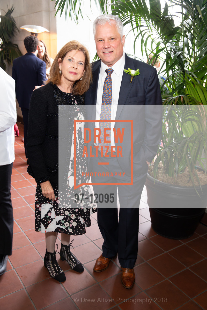 Lydia Shorenstein, James Marzo, Institute of Classical Architecture and Art (ICAA) Annual Julia Morgan Awards 2018, San Francisco War Memorial and Performing Arts Center, The Green Room. 401 Van Ness Avenue, May 21st, 2018, Photo #97-12095 Lydia Shorenstein, James Marzo, Photo #97-12095