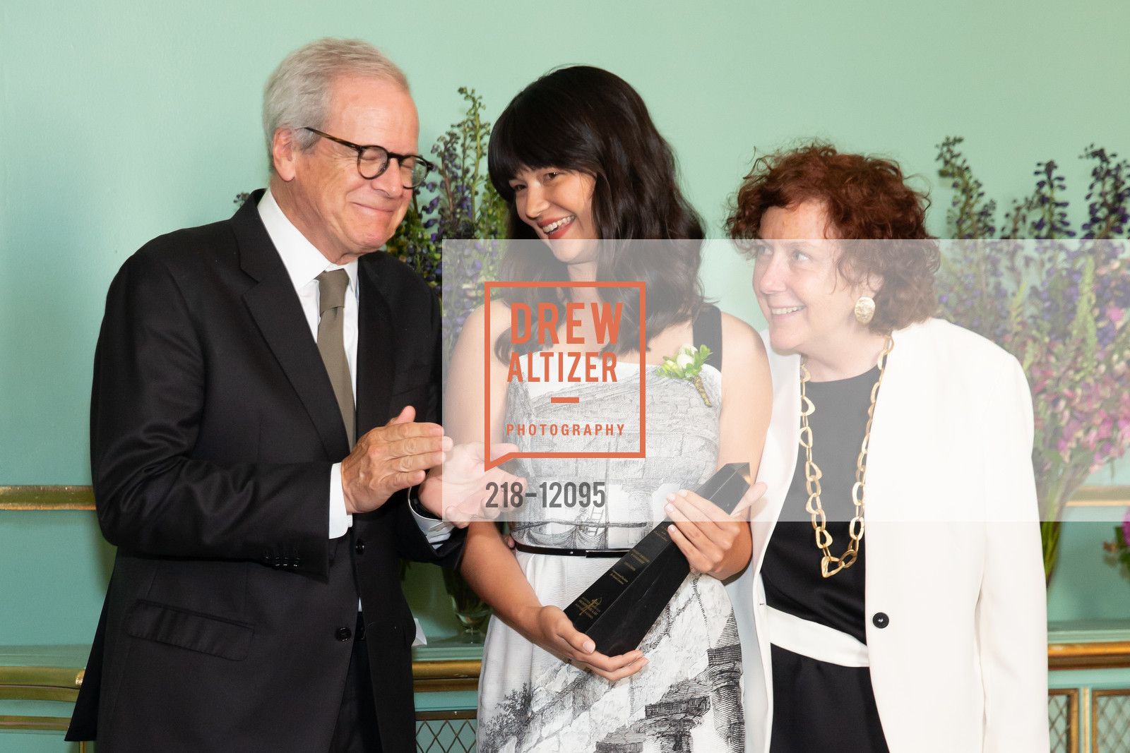 Coburn Everdell, Calla Chang, Lucia Howard, Institute of Classical Architecture and Art (ICAA) Annual Julia Morgan Awards 2018, San Francisco War Memorial and Performing Arts Center, The Green Room. 401 Van Ness Avenue, May 21st, 2018, Photo #218-12095 Coburn Everdell, Calla Chang, Lucia Howard, Photo #218-12095