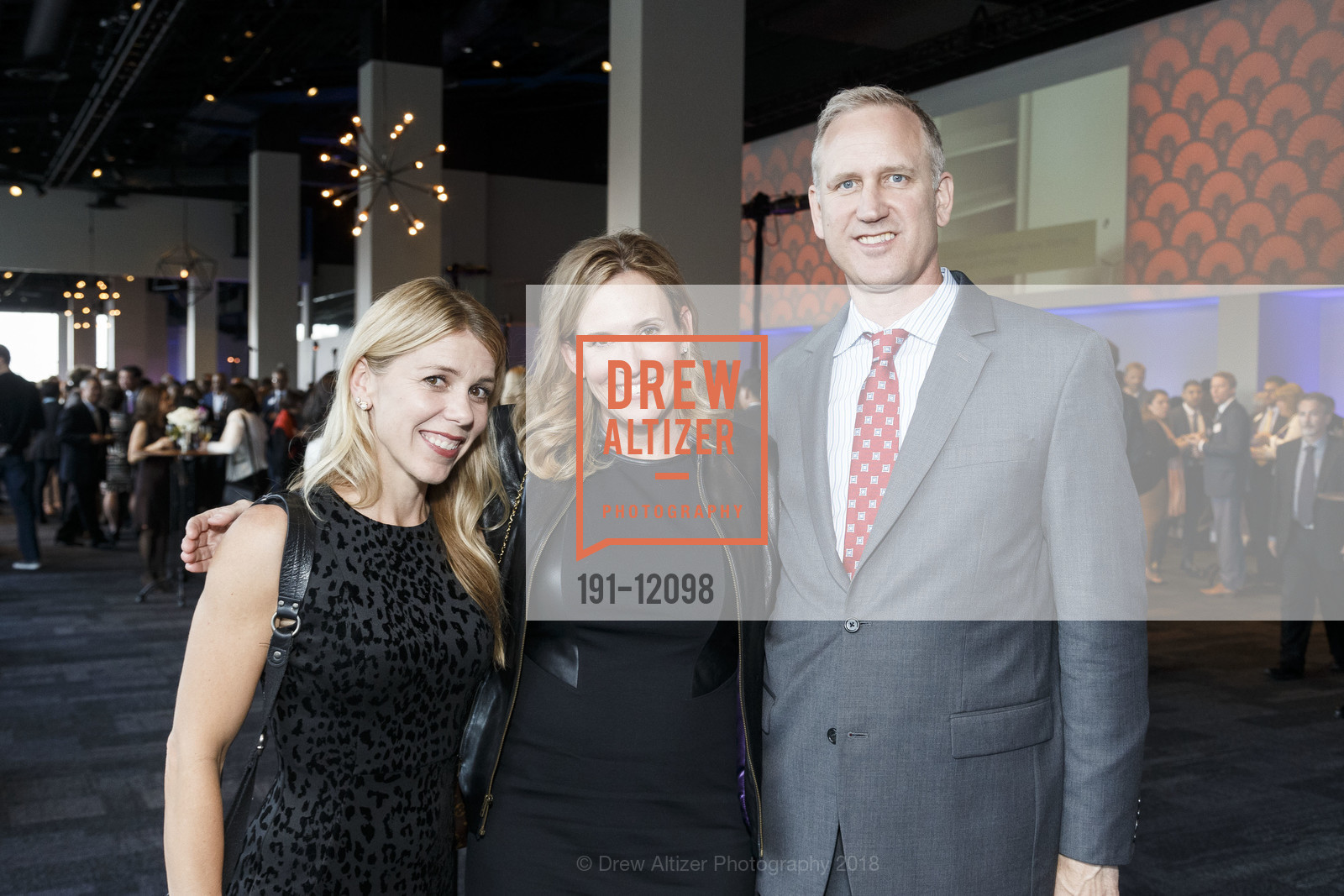 Jenny Lee Wright, Jennifer Moller, Neil Wright, Photo #191-12098