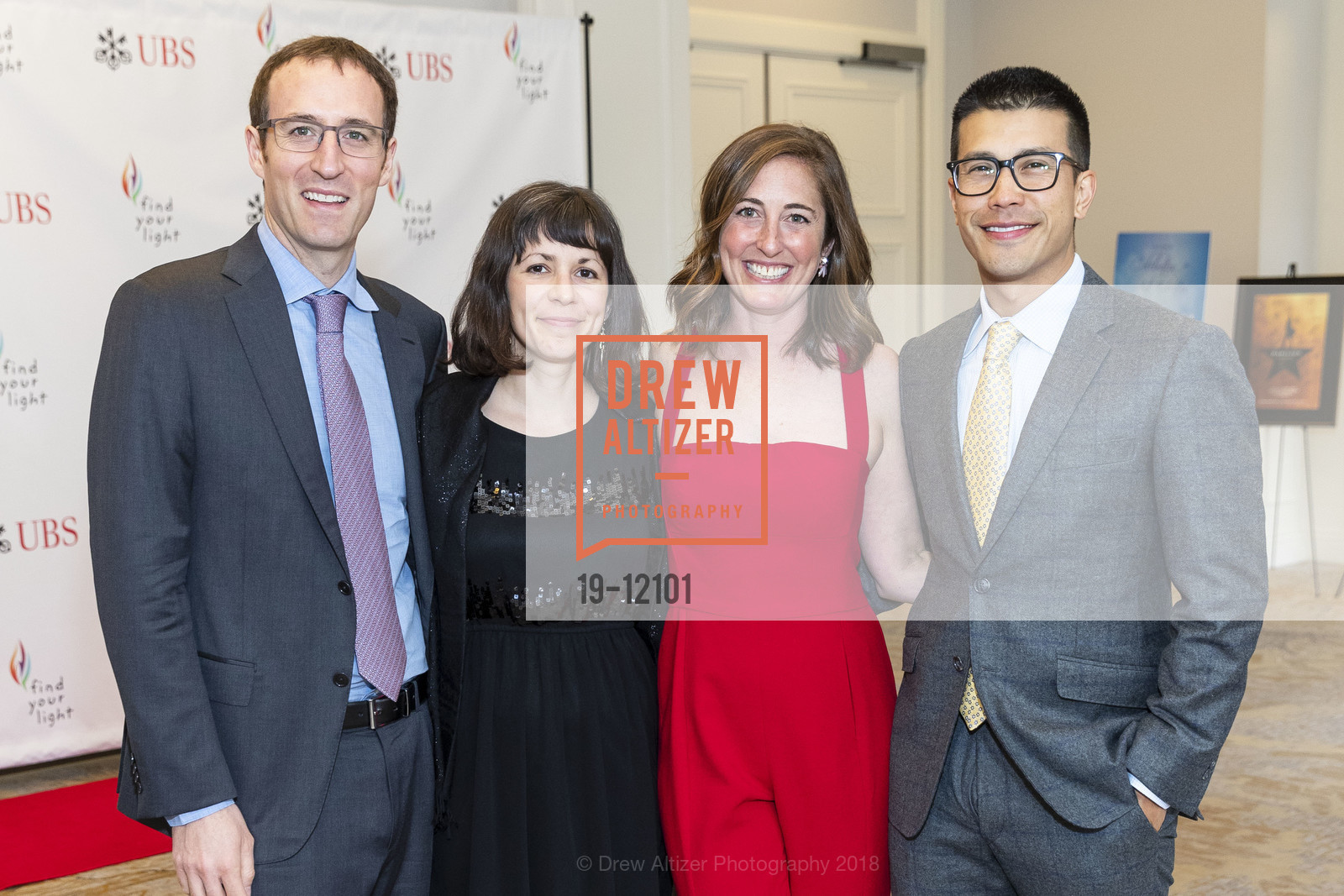 Aaron Goldman, Sarah Verosky, Jessica Goldman Foung, Alejandro Foung, FIND YOUR LIGHT FOUNDATION 2018 Gala hosted by Josh Groban, Ritz Carlton Half Moon Bay, Ballroom. 1 Miramontes Point Rd, May 19th, 2018, Photo #19-12101 Aaron Goldman, Sarah Verosky, Jessica Goldman Foung, Alejandro Foung, Photo #19-12101