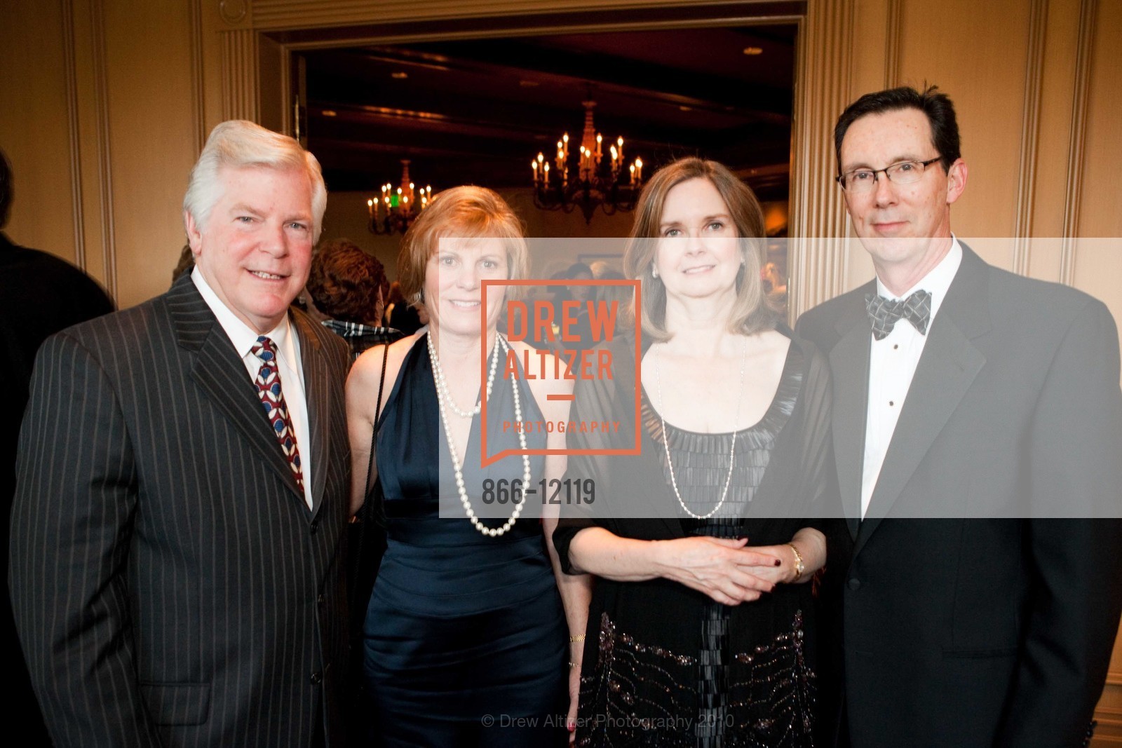 Larry Grotte, Susan Bloom, Nick Bloom, Great Gatepath Gala, US, April 20th, 2010, Photo #866-12119 Larry Grotte, Susan Bloom, Nick Bloom, Photo #866-12119