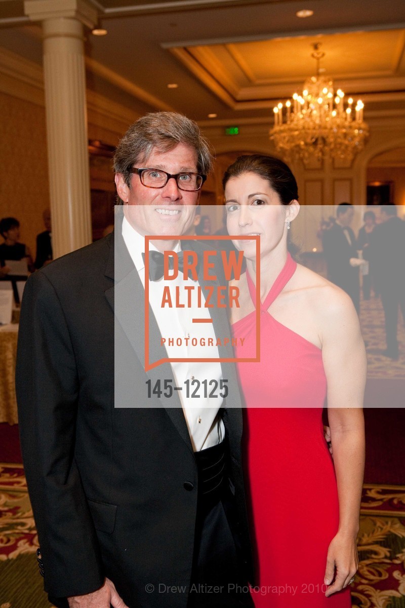 Sinjin Bain, Claire Solot, 160th Anniversary FAMMY AWARDS Gala, US, March 21st, 2010, Photo #145-12125 Sinjin Bain, Claire Solot, Photo #145-12125