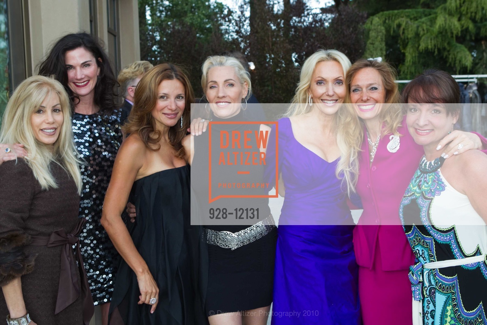 Melodie Johnson, Lisa Alexander, Claudia Ross, Zoe Sexton, Georgette Gelbard, Elisabeth Thieriot, Barbara Klein, Photo #928-12131