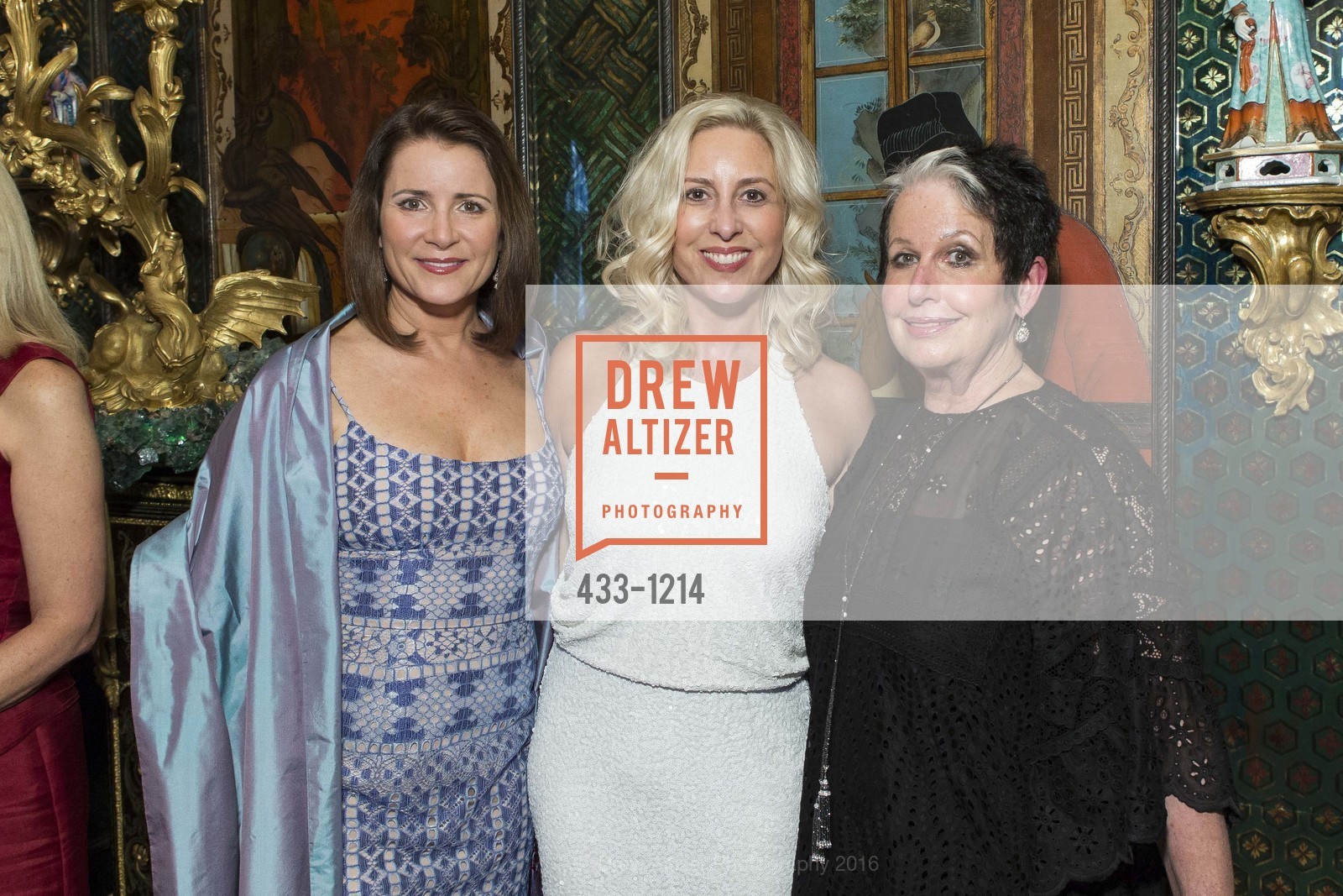 Michelle Ritchie, Ginny Ziegler, Karen Kubin, Opera Ball 2016 Benefactor Party, Private Residence. Private Residence, May 19th, 2016, Photo #433-1214 Michelle Ritchie, Ginny Ziegler, Karen Kubin, Photo #433-1214