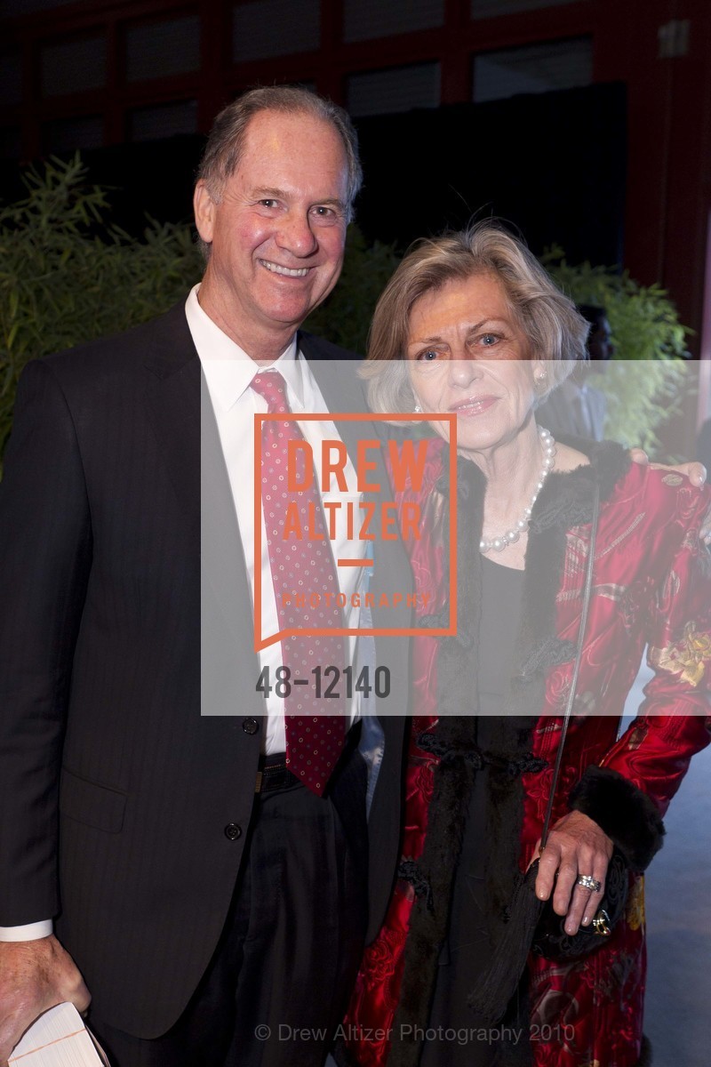 Kenneth Paige, Dorothy Paige, The San Francisco Fall Antiques Show Preview Party Benefit Gala, US, October 28th, 2010, Photo #48-12140 Kenneth Paige, Dorothy Paige, Photo #48-12140