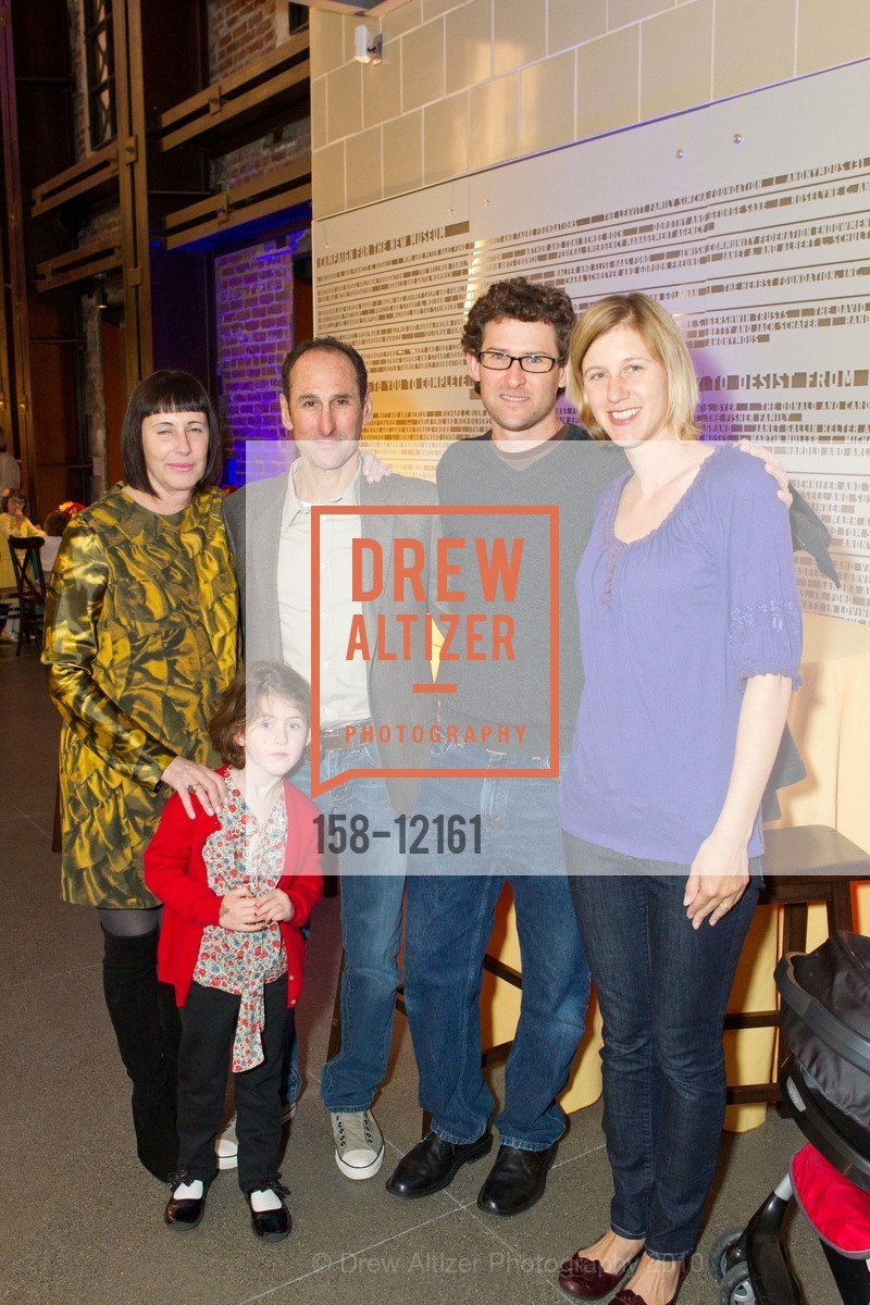 Carla Emil, Rich Silverstein, Aaron Silverstein, Caroline Silverstein, CJM Family Gala, US, December 5th, 2010, Photo #158-12161 Carla Emil, Rich Silverstein, Aaron Silverstein, Caroline Silverstein, Photo #158-12161