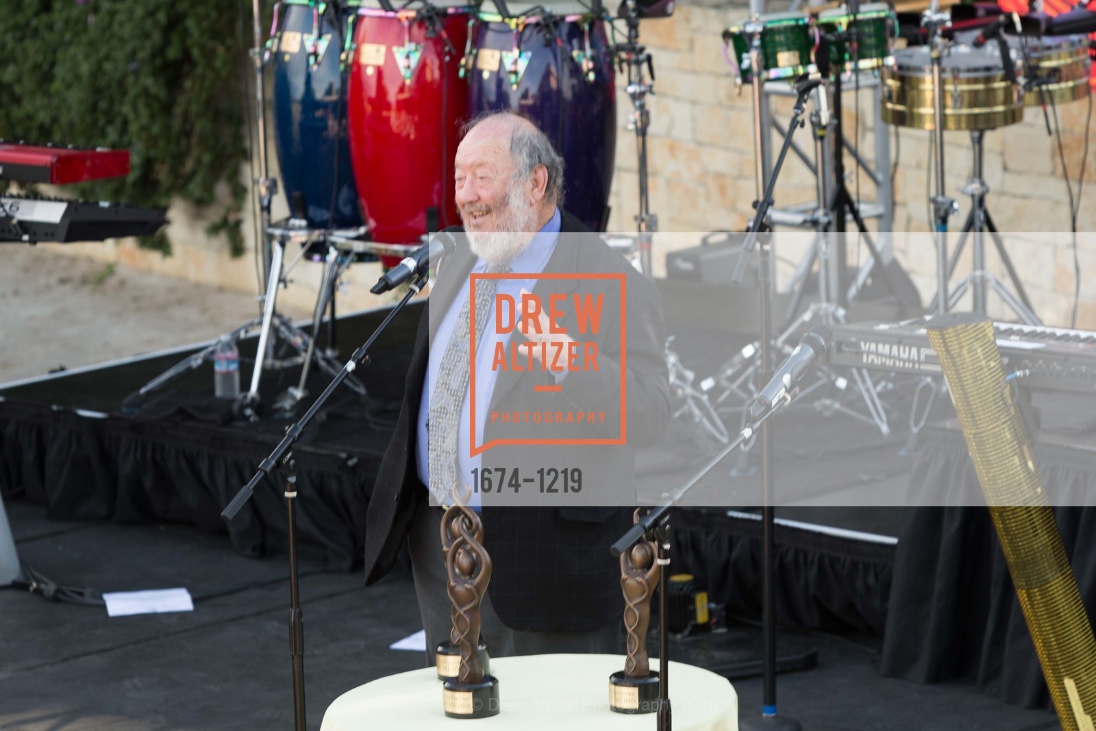 Irv Weissman, Stand4Lyme Catalyst 4 The Cure Celebrity Concert, Private Residence, May 22nd, 2016, Photo #1674-1219 Irv Weissman, Photo #1674-1219