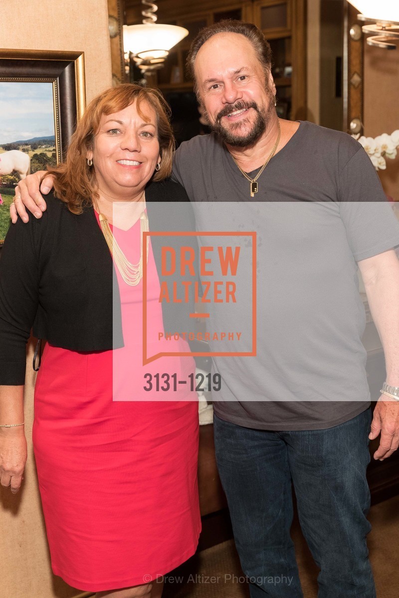 Lorie Bowlby, Harry Wayne Casey, Stand4Lyme Catalyst 4 The Cure Celebrity Concert, Private Residence, Photo #3131-1219 Lorie Bowlby, Harry Wayne Casey, Photo #3131-1219