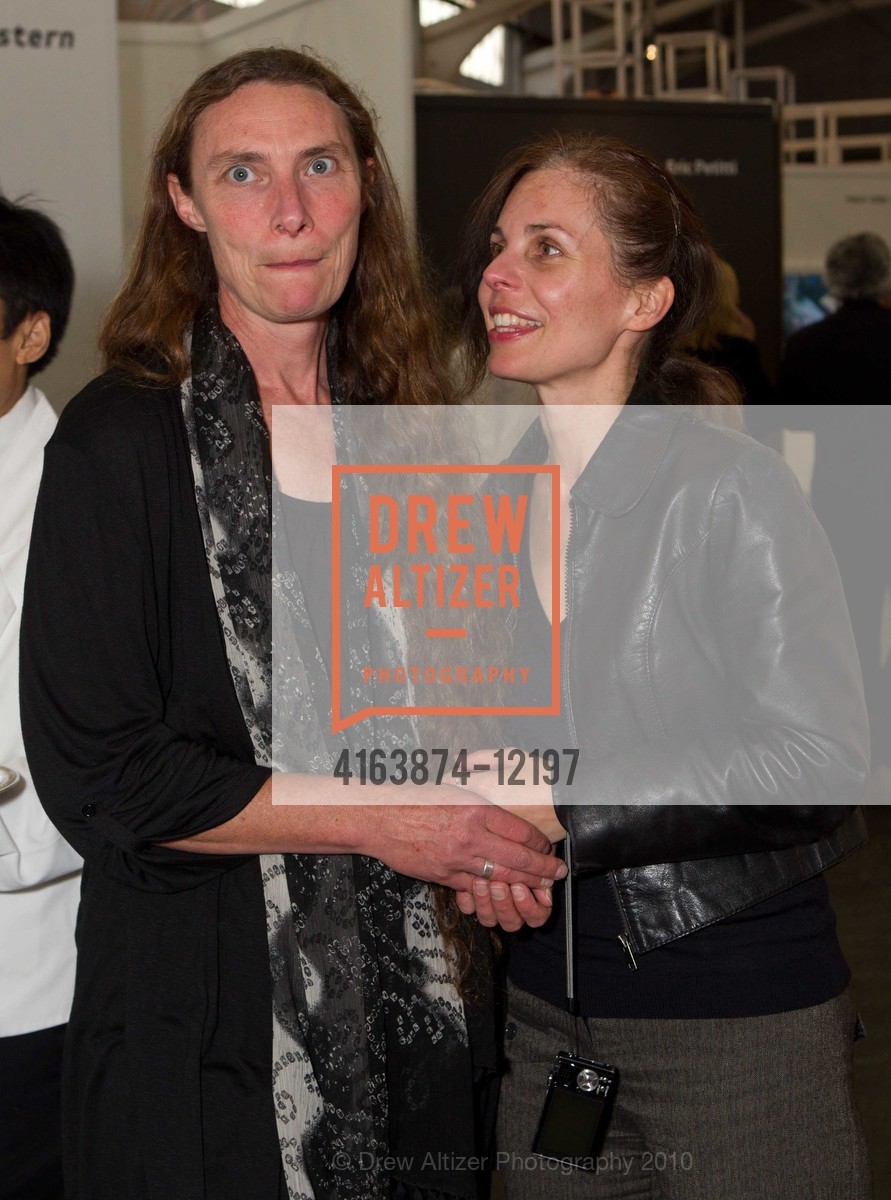 Susan Martin, Sonja Meller, Preview Party for San Francisco Art Institute 2010 MFA Graduate Exhibition / Vernissage, US, May 14th, 2010, Photo #4163874-12197 Susan Martin, Sonja Meller, Photo #4163874-12197