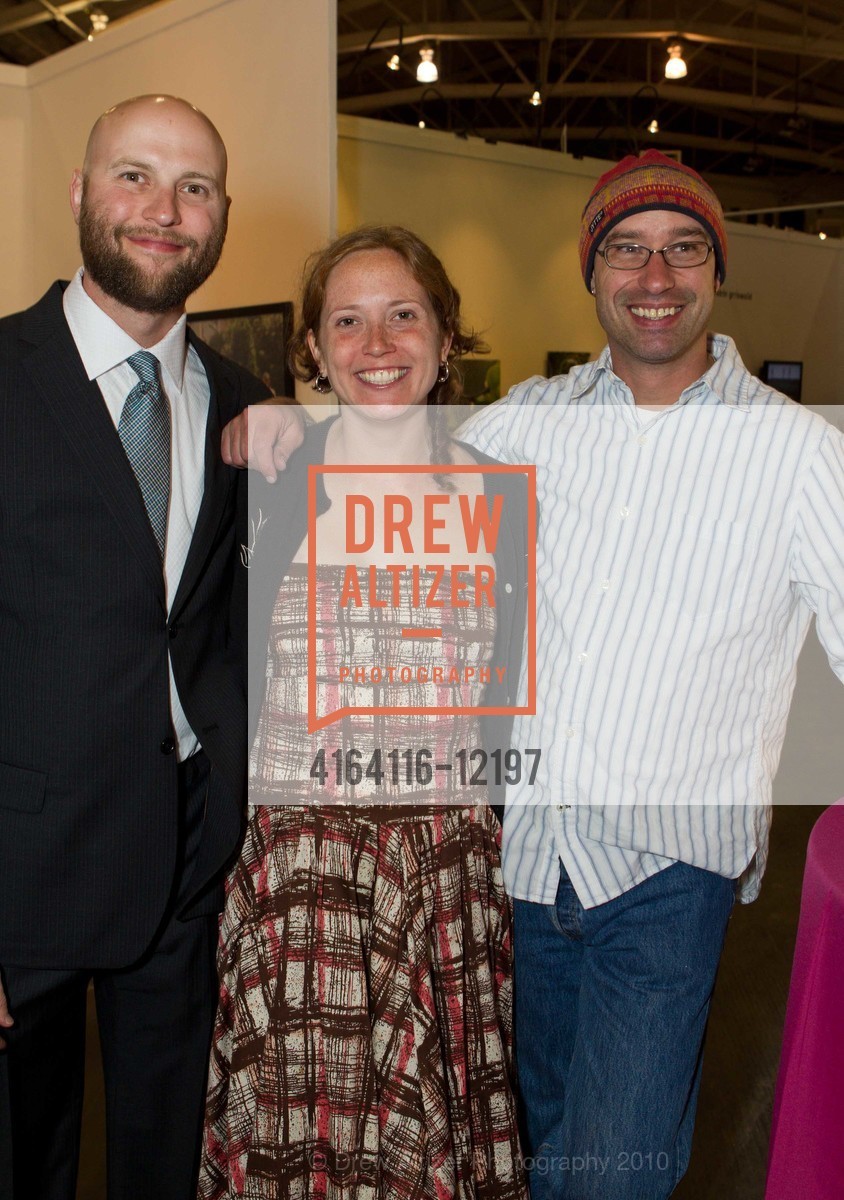 Neil Jernstrom, Lauren Hartman, Chris McLean, Preview Party for San Francisco Art Institute 2010 MFA Graduate Exhibition / Vernissage, US, May 14th, 2010, Photo #4164116-12197 Neil Jernstrom, Lauren Hartman, Chris McLean, Photo #4164116-12197
