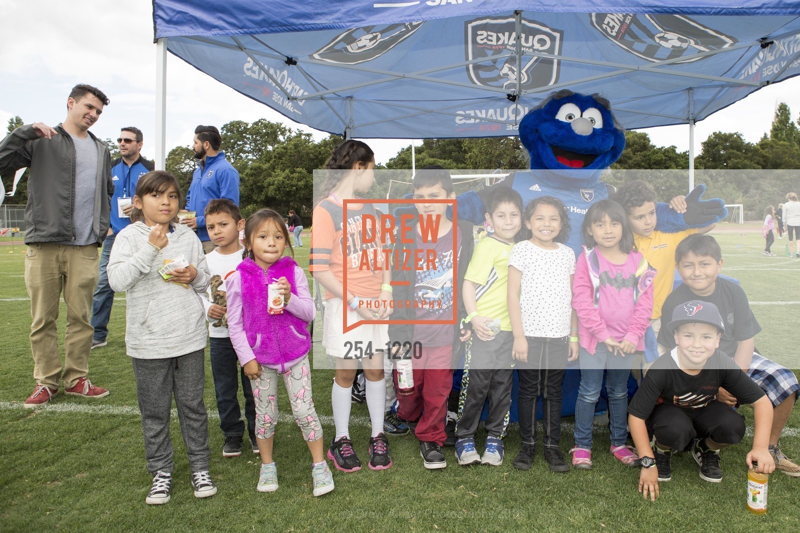 Group Picture, Children's Champions 2016, Menlo College, May 21st, 2016, Photo #254-1220 Group Picture, Photo #254-1220