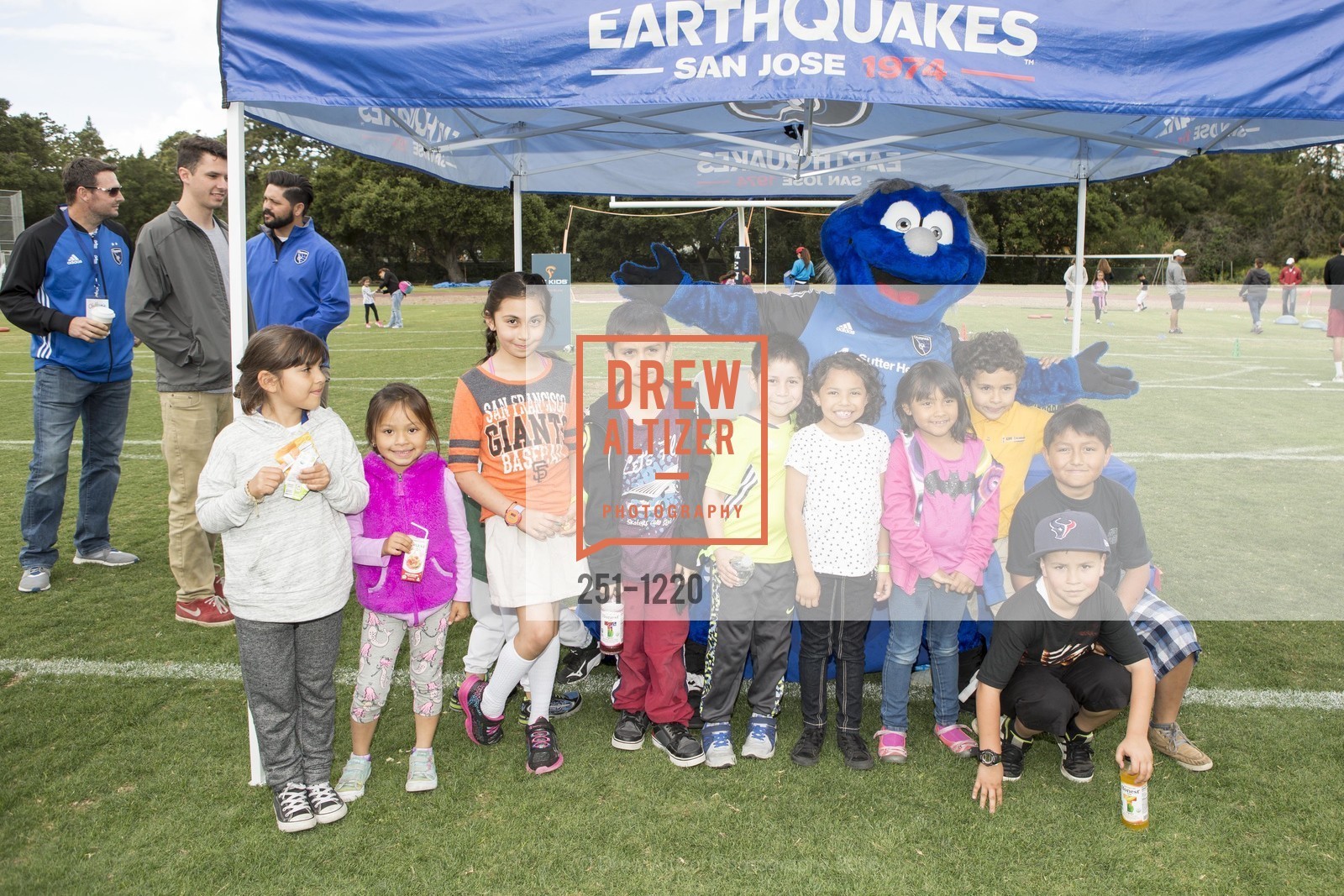 Group Picture, Children's Champions 2016, Menlo College, May 21st, 2016, Photo #251-1220 Group Picture, Photo #251-1220