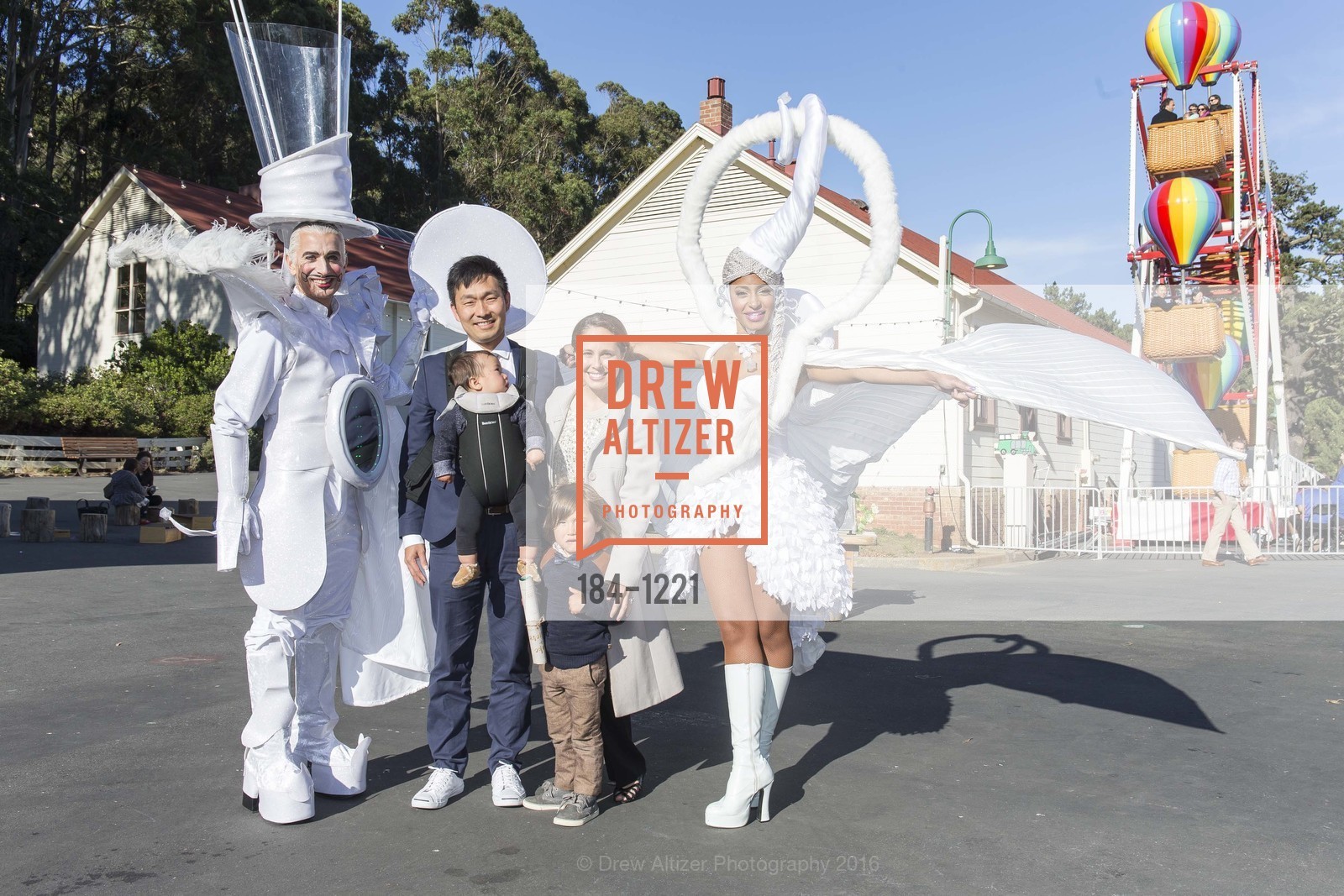 Masato Nakagawa, Koji Nakagawa, Katie Nakagawa, Kazu Nakagawa, Bay Area Discovery Museum's Family Gala: Make + Believe, Bay Area Discovery Museum. 557 McReynolds Rd, Sausalito CA 94965, May 21st, 2016, Photo #184-1221 Masato Nakagawa, Koji Nakagawa, Katie Nakagawa, Kazu Nakagawa, Photo #184-1221