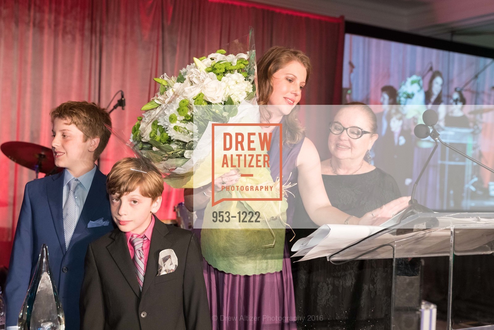 Jordan Podell, Evan Podell, Justine Schreyer Lewin, Chara Schreyer, Photo #953-1222