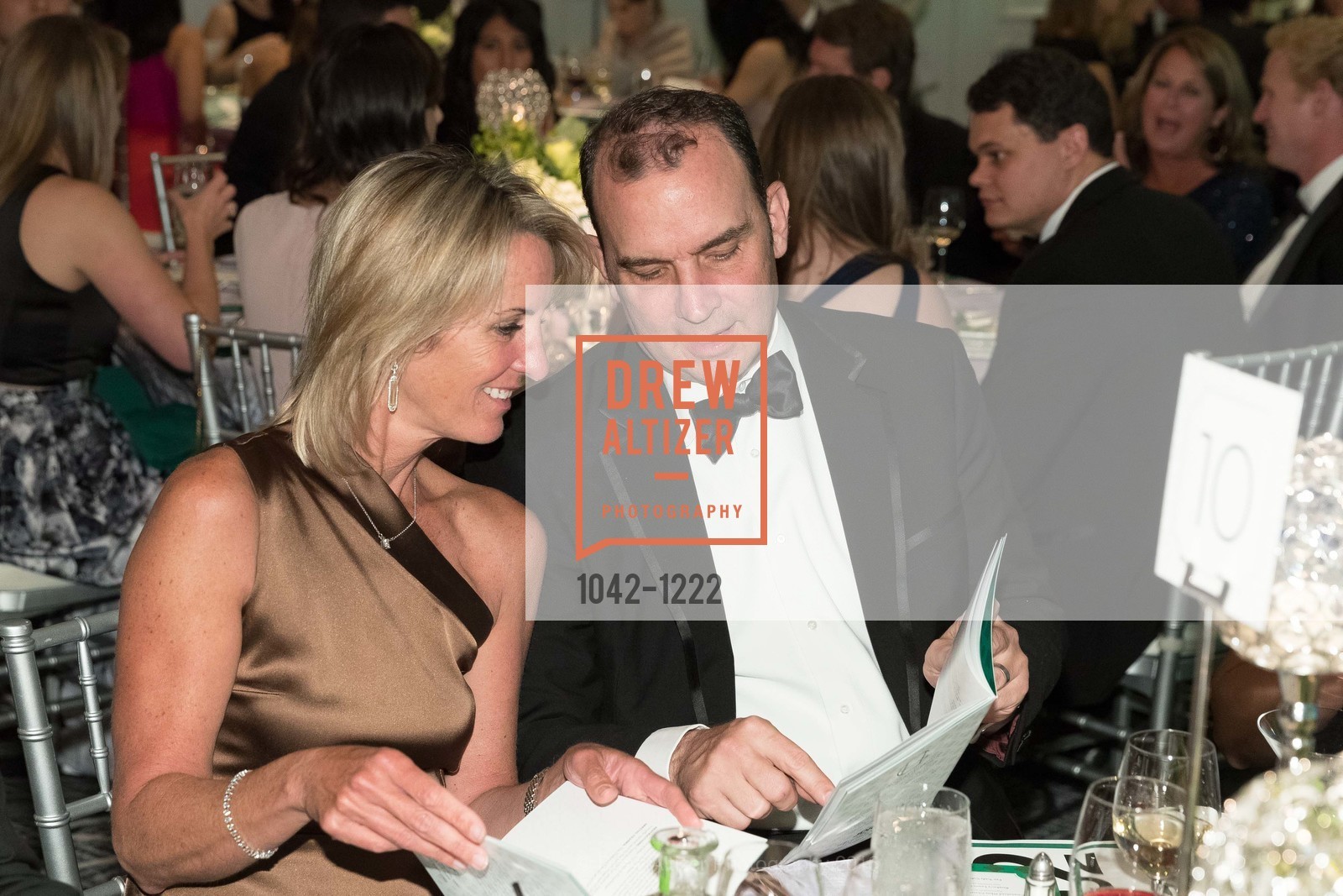 Gayda Chi, John Shrewsberry, Juvenile Diabetes Research Foundation's 2016 HOPE GALA, Ritz Carlton San Francisco, May 21st, 2016, Photo #1042-1222 Gayda Chi, John Shrewsberry, Photo #1042-1222
