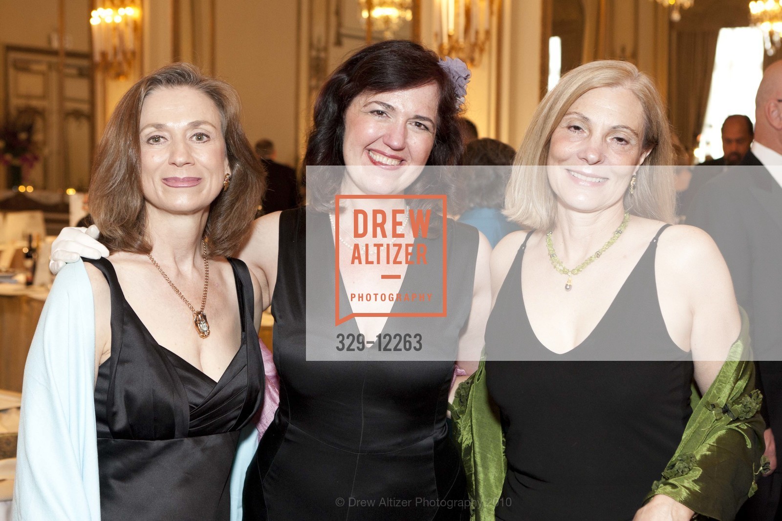 Anna Pope, Tracy Grant, Tenny Williamson, Merola Opera Program’s Spring Benefit, US, May 16th, 2010, Photo #329-12263 Anna Pope, Tracy Grant, Tenny Williamson, Photo #329-12263