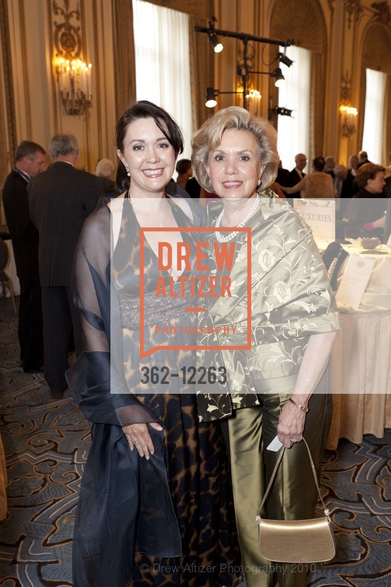Amii Barnard-Bahn, Barbara Buchman, Merola Opera Program’s Spring Benefit, US, May 16th, 2010, Photo #362-12263 Amii Barnard-Bahn, Barbara Buchman, Photo #362-12263