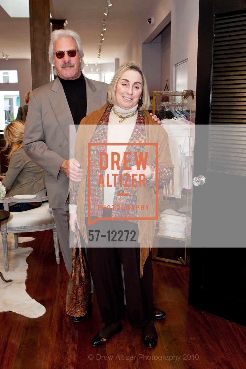 Richard Blumberg, Barbara Blumberg, Philanthropist Boutique hosts reception benefiting Dress for Success, US, April 20th, 2010, Photo #57-12272 Richard Blumberg, Barbara Blumberg, Photo #57-12272