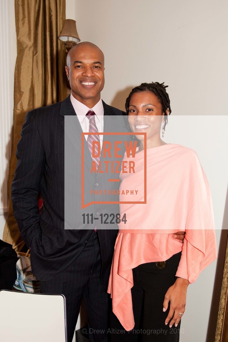 Charleston Pierce, Imani Brown, Waukeen Mccoy & Charleston Pierce Host Fashion Show & Fundraiser, US, August 11th, 2010, Photo #111-12284 Charleston Pierce, Imani Brown, Photo #111-12284