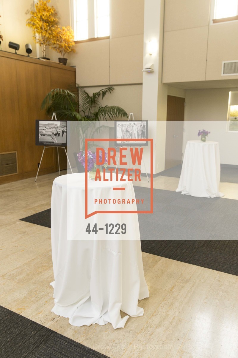 Atmosphere, USF California Prize Dinner, University of San Francisco. San Francisco, California, March 29th, 2015, Photo #44-1229 Atmosphere, Photo #44-1229