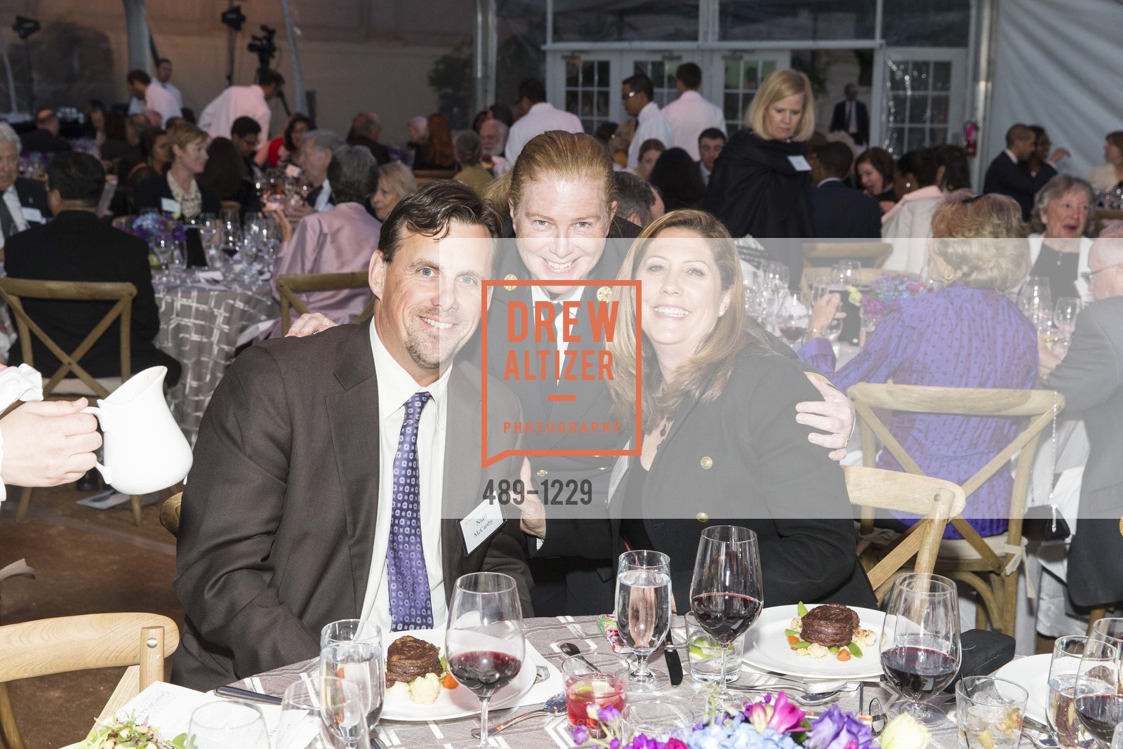 Niall McCarthy, Joanne Hayes-White, Yvonne McCarthy, USF California Prize Dinner, University of San Francisco. San Francisco, California, March 29th, 2015, Photo #489-1229 Niall McCarthy, Joanne Hayes-White, Yvonne McCarthy, Photo #489-1229