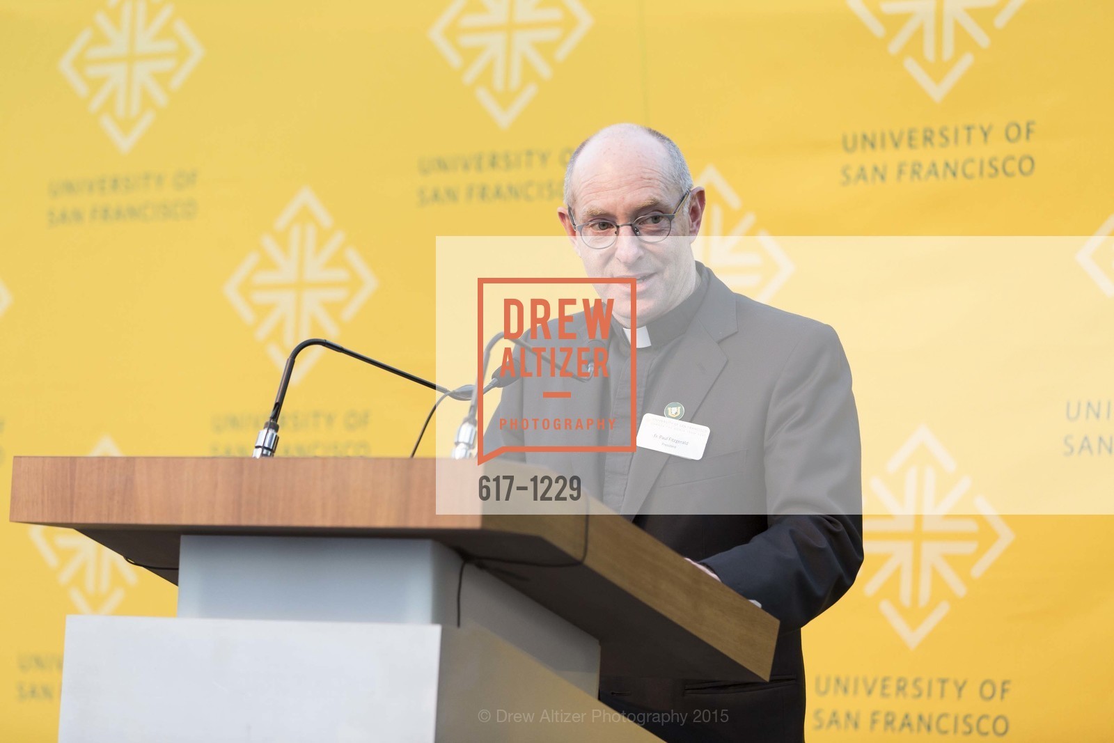 Father Paul Fitzpatrick, USF California Prize Dinner, University of San Francisco. San Francisco, California, March 29th, 2015, Photo #617-1229 Father Paul Fitzpatrick, Photo #617-1229
