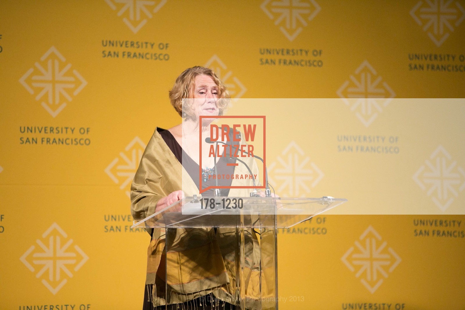 Judy Karshmer, USF California Prize for Service & the Common Good, University of San Francisco. San Francisco, California, October 29th, 2013, Photo #178-1230 Judy Karshmer, Photo #178-1230