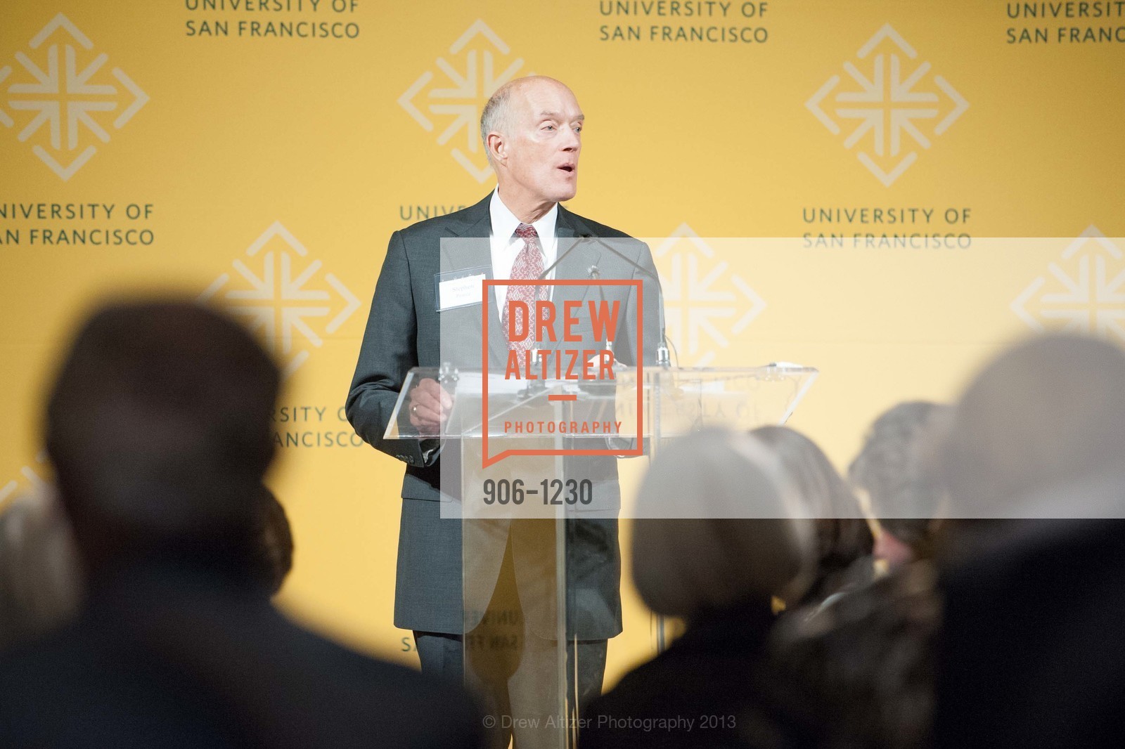Stephen Pearce, USF California Prize for Service & the Common Good, University of San Francisco. San Francisco, California, October 29th, 2013, Photo #906-1230 Stephen Pearce, Photo #906-1230