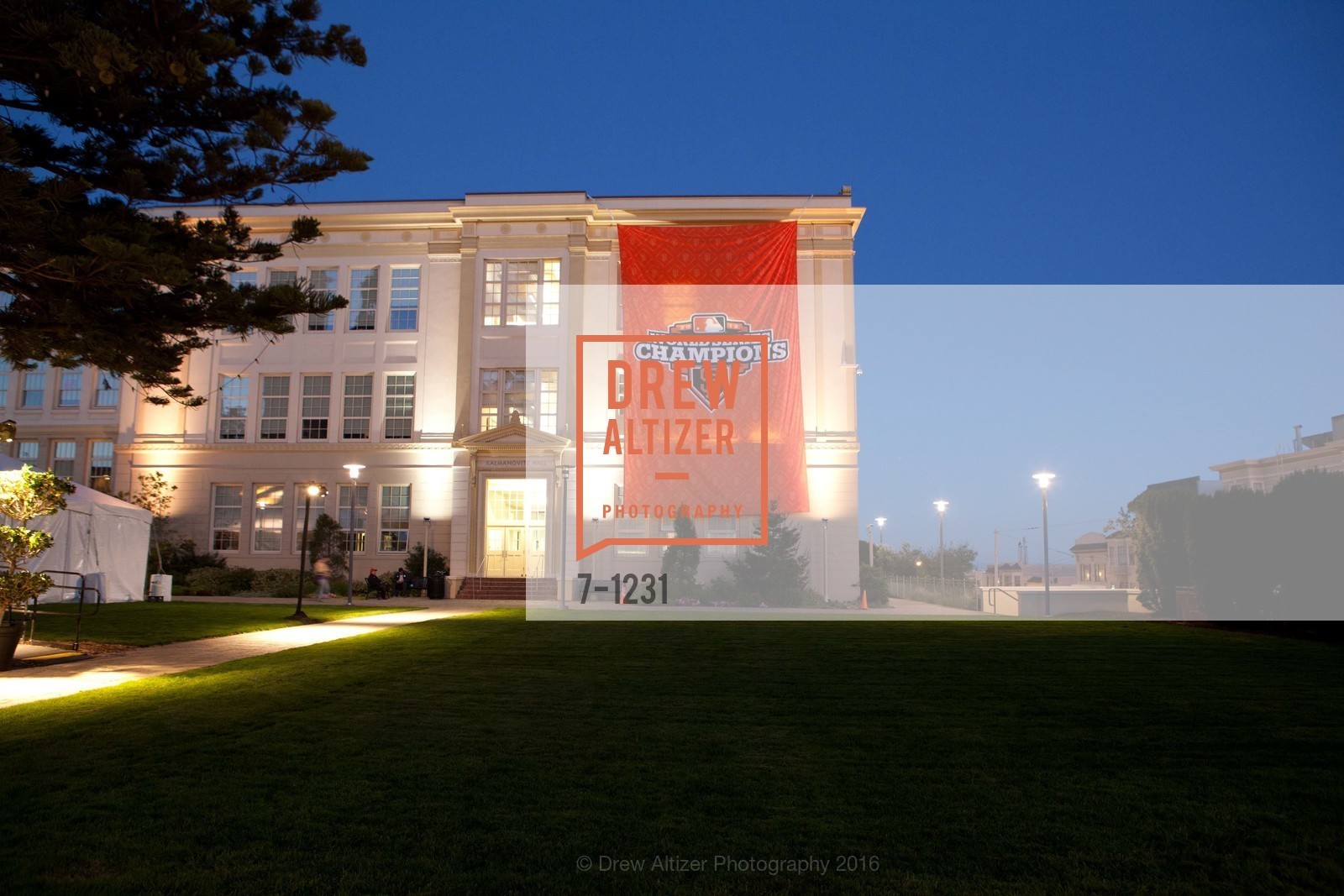 Atmosphere, USF California Prize, University of San Francisco. San Francisco, California, May 25th, 2016, Photo #7-1231 Atmosphere, Photo #7-1231
