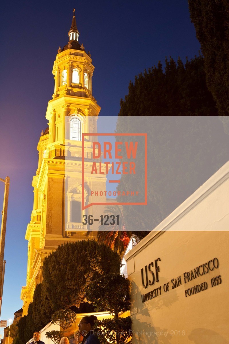 Atmosphere, USF California Prize, University of San Francisco. San Francisco, California, May 25th, 2016, Photo #36-1231 Atmosphere, Photo #36-1231
