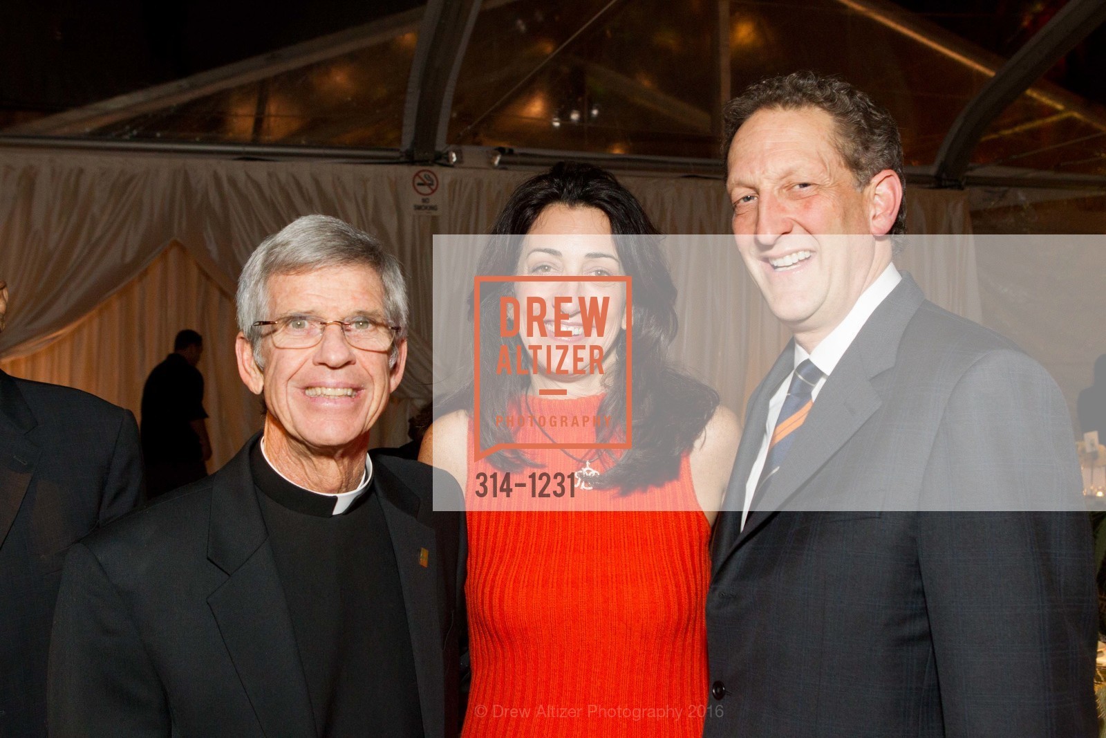 Father Steve Privett, Pam Baer, Larry Baer, USF California Prize, University of San Francisco. San Francisco, California, May 25th, 2016, Photo #314-1231 Father Steve Privett, Pam Baer, Larry Baer, Photo #314-1231
