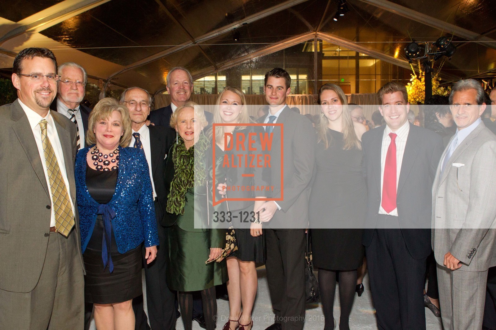 Neall McCarthy, Joe Cotchett, Sharon McCarthy Allen, Jackie McCarthy, USF California Prize, University of San Francisco. San Francisco, California, May 25th, 2016, Photo #333-1231 Neall McCarthy, Joe Cotchett, Sharon McCarthy Allen, Jackie McCarthy, Photo #333-1231